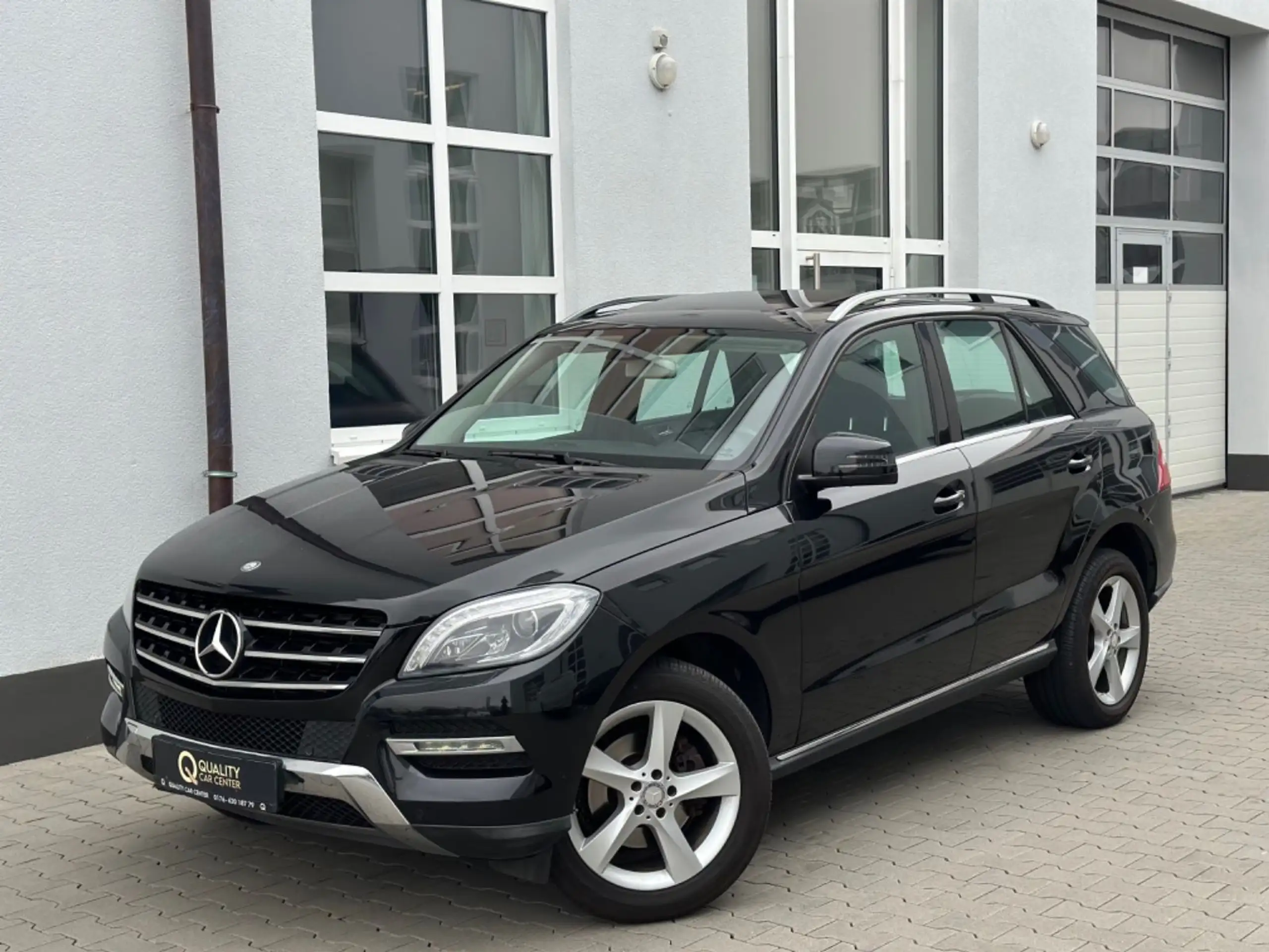 Mercedes-Benz - ML 250