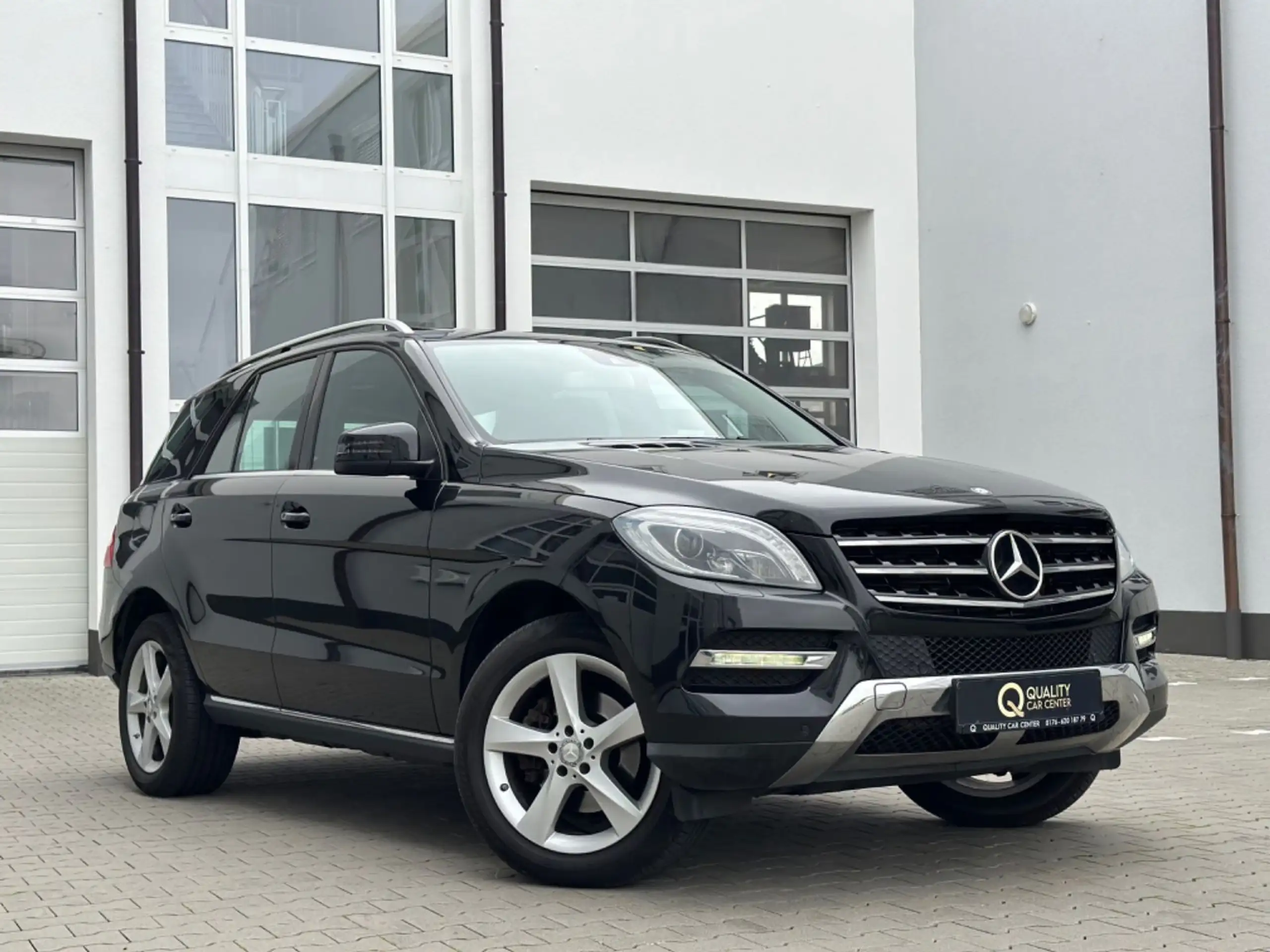 Mercedes-Benz - ML 250