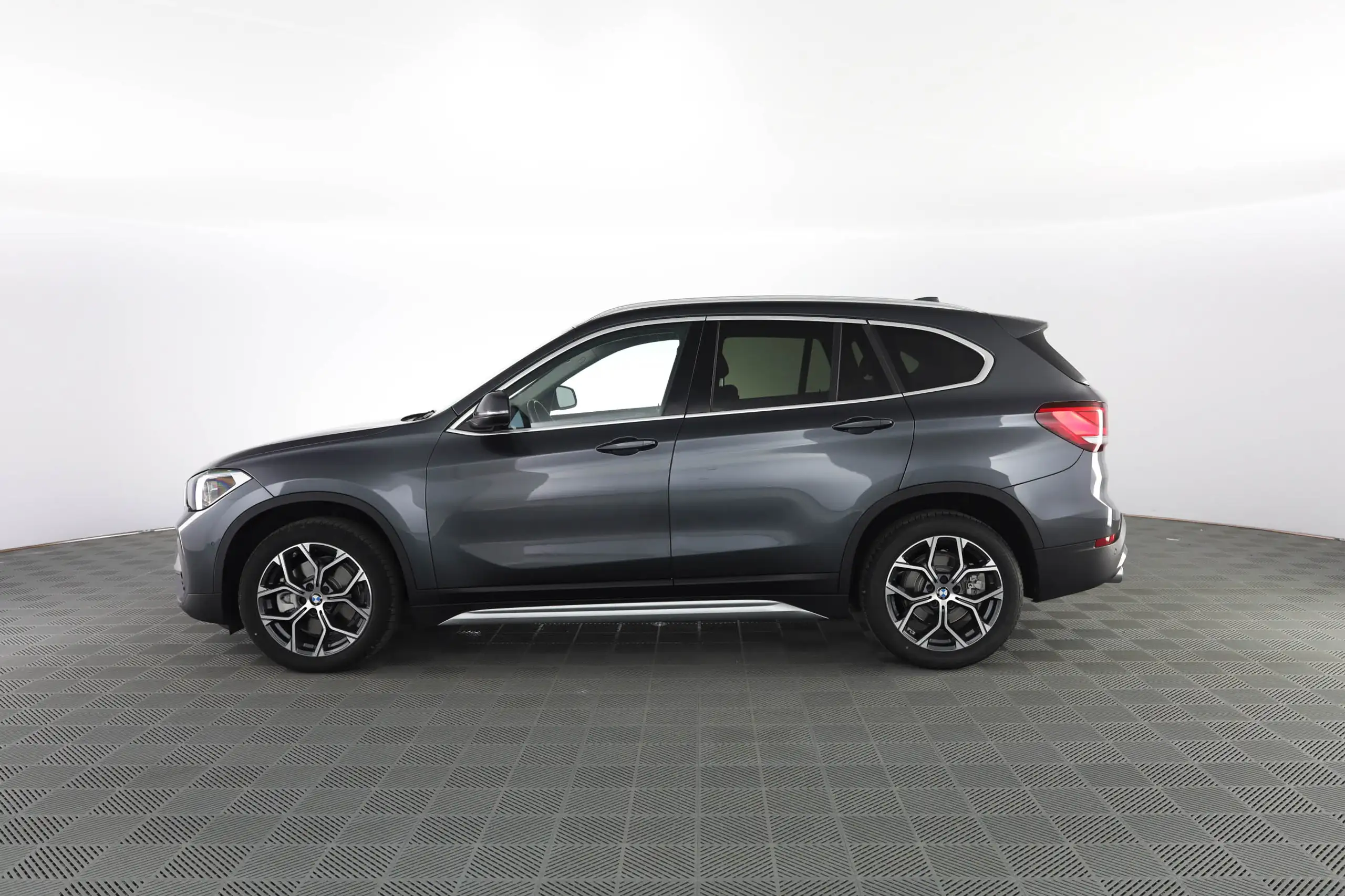 BMW - X1