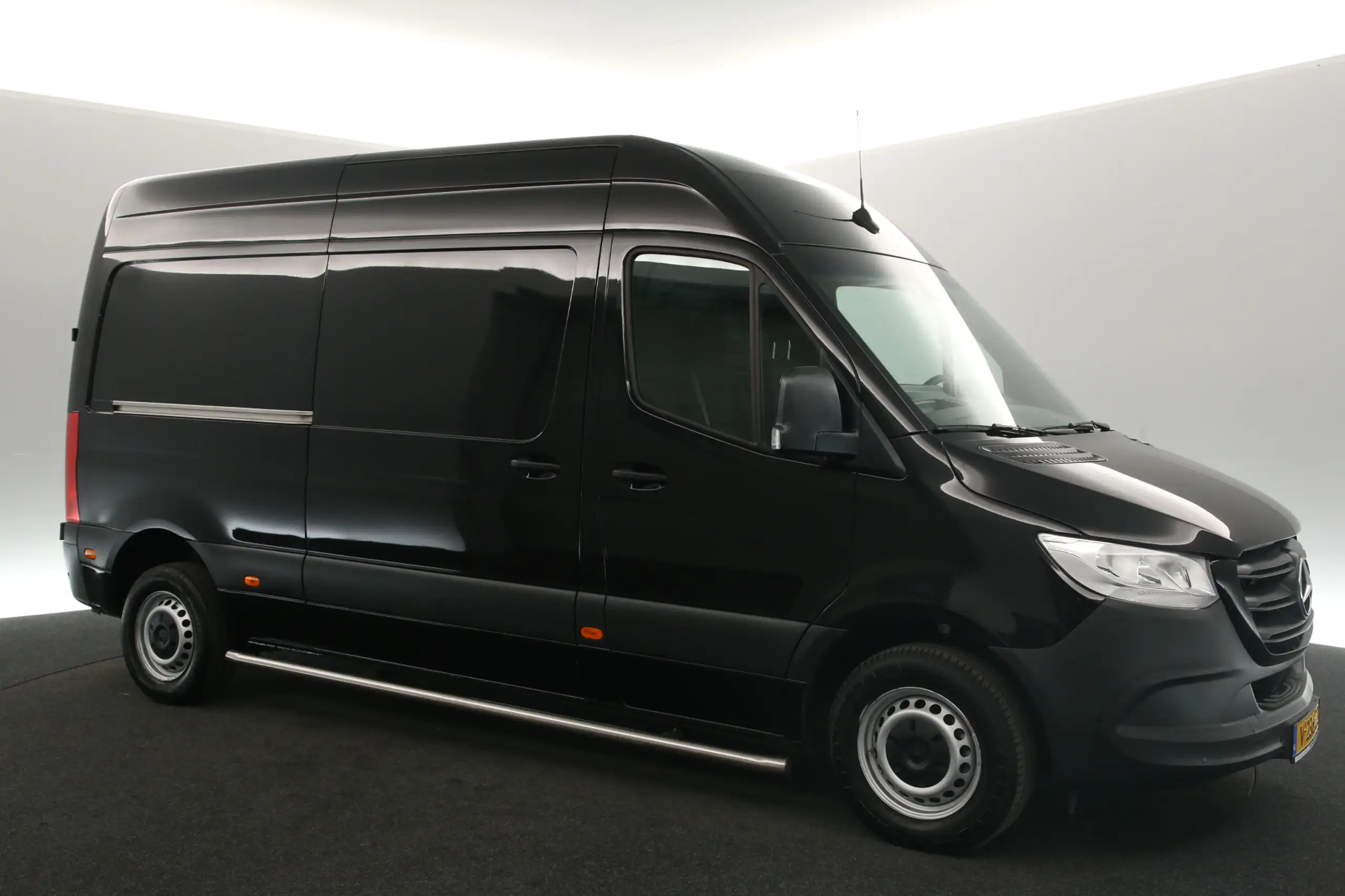 Mercedes-Benz - Sprinter