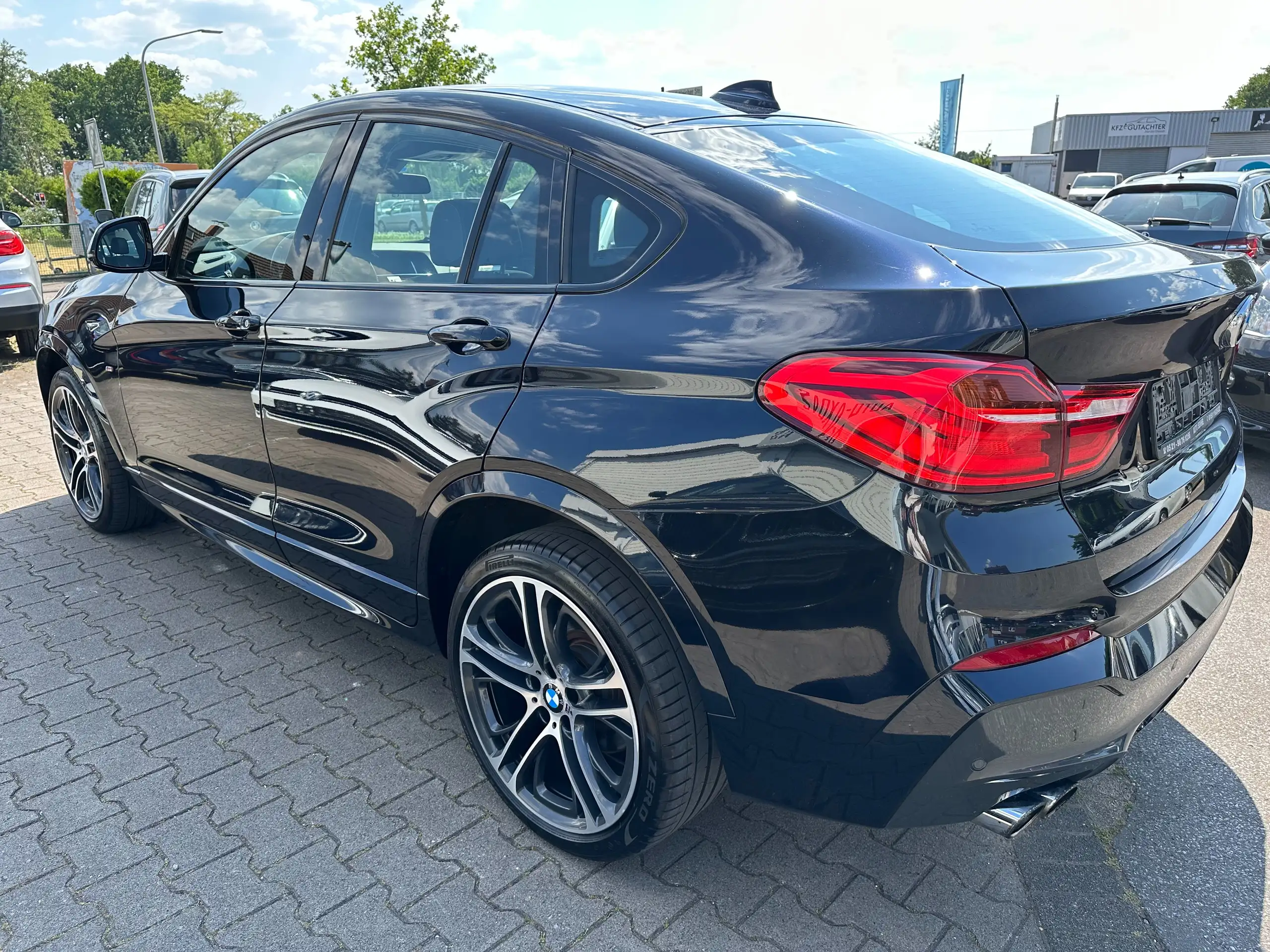 BMW - X4