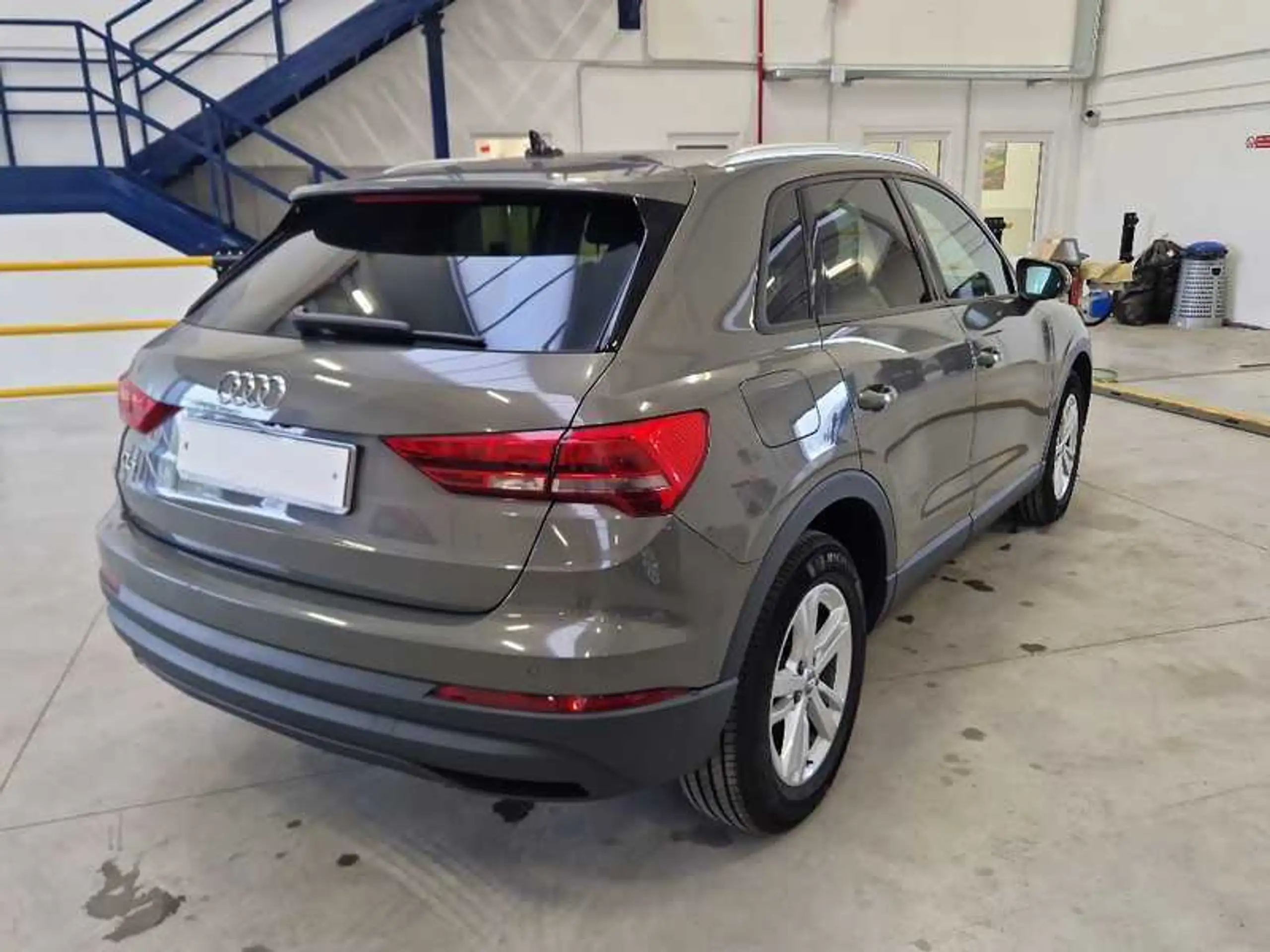 Audi - Q3