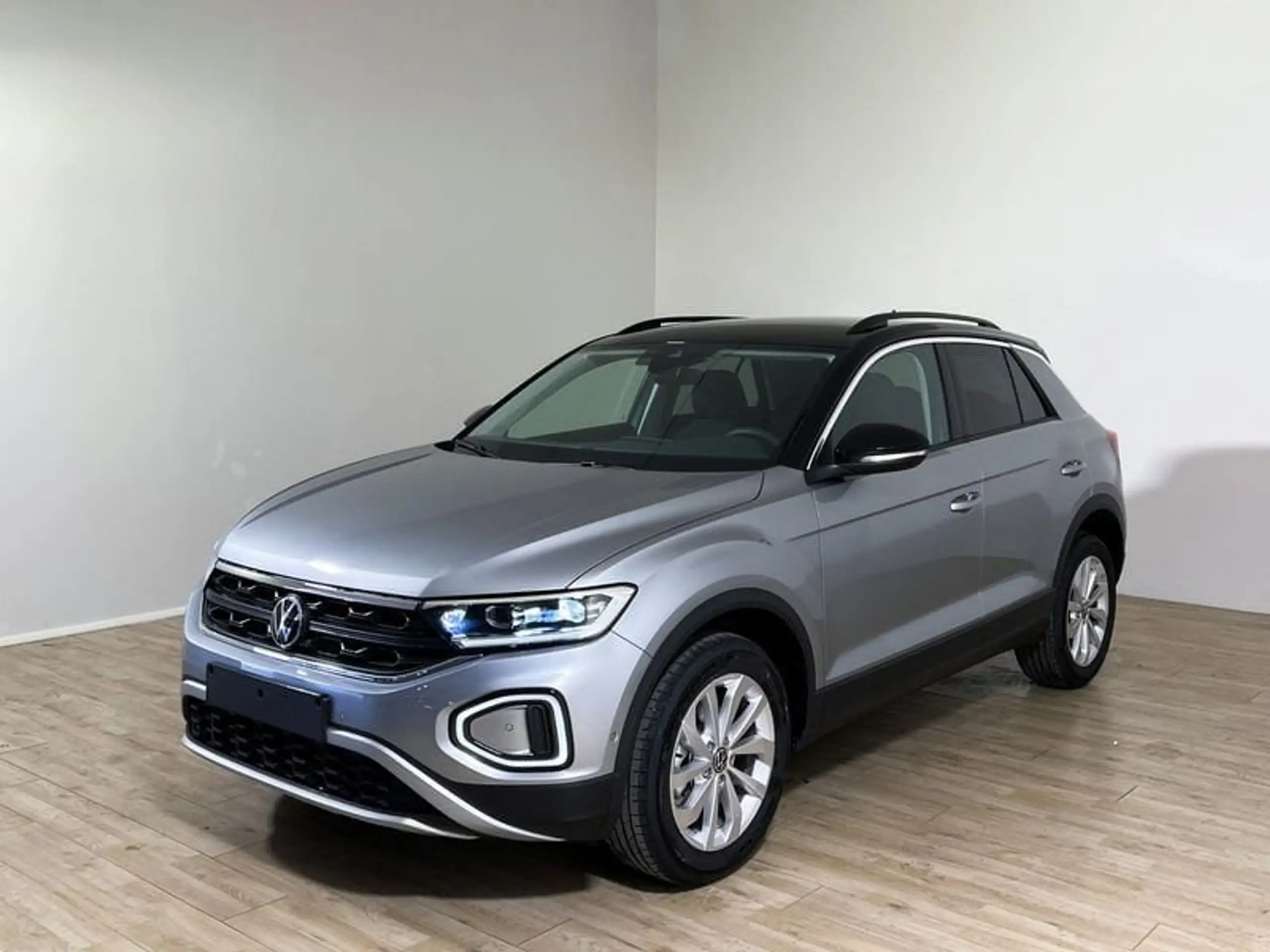 Volkswagen T-Roc 2024