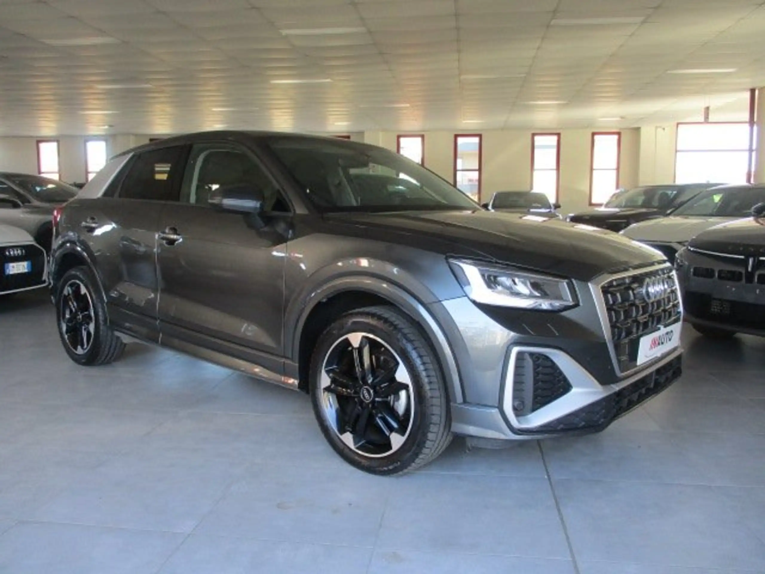 Audi - Q2