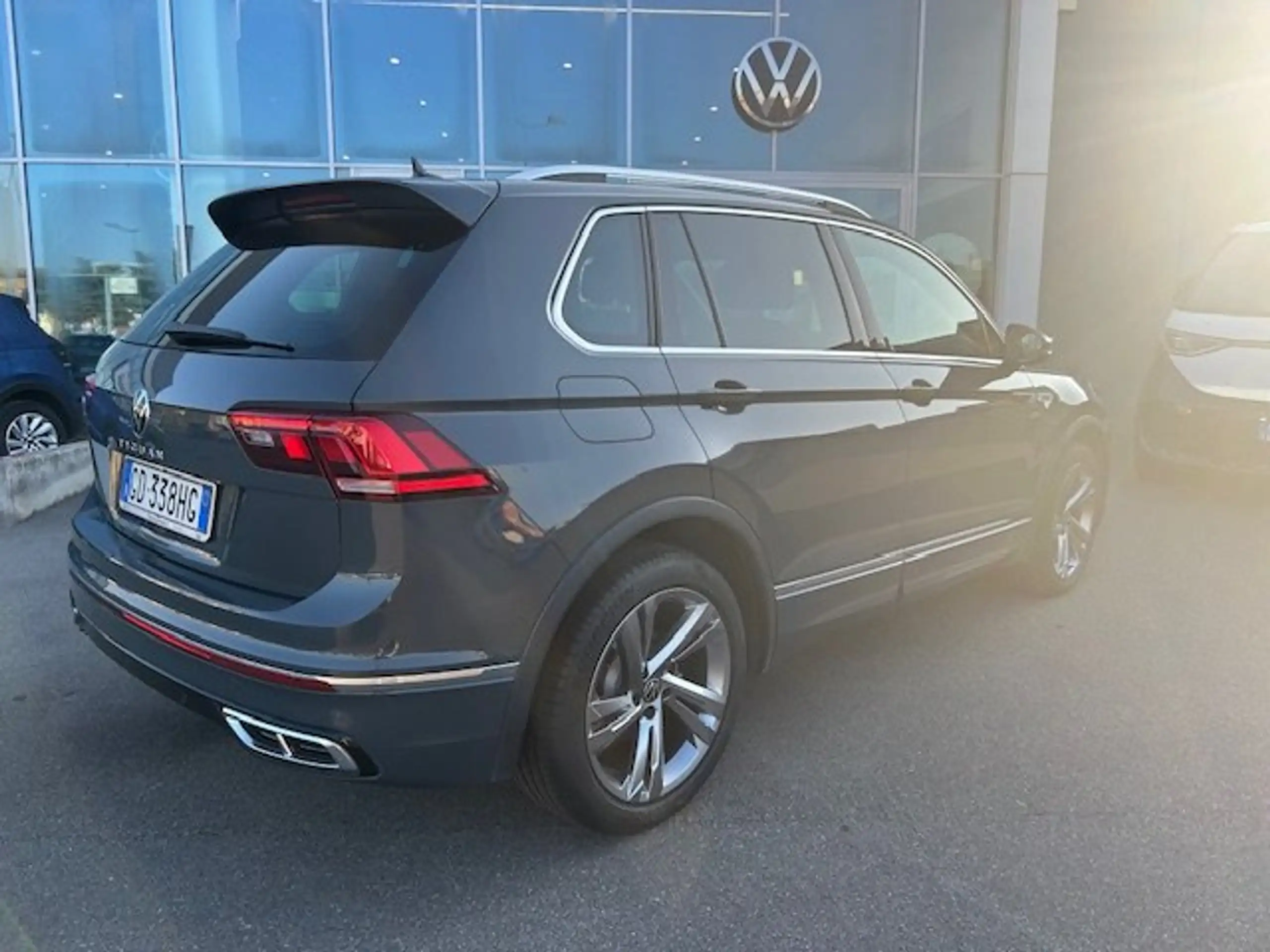 Volkswagen - Tiguan