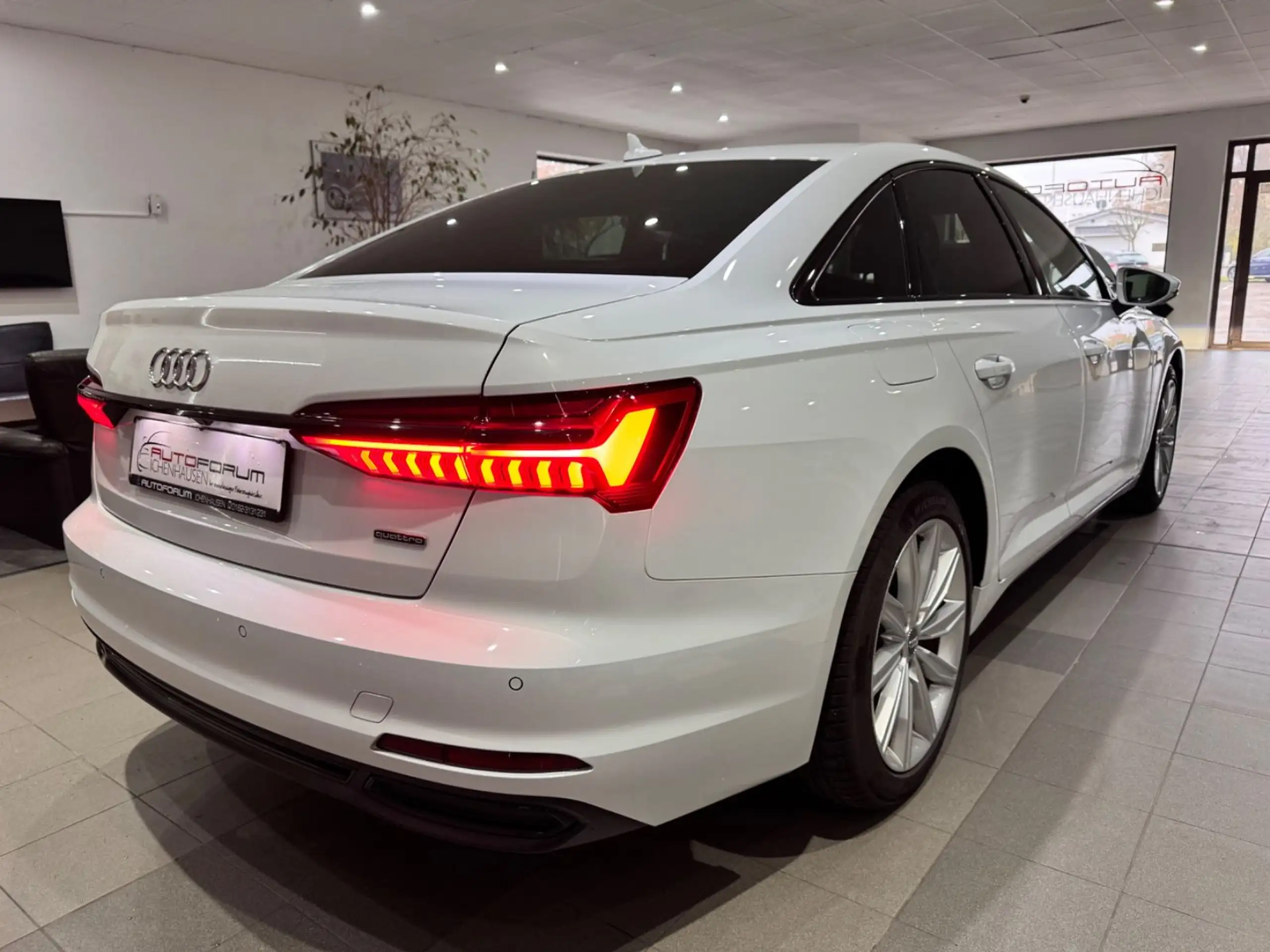 Audi - A6