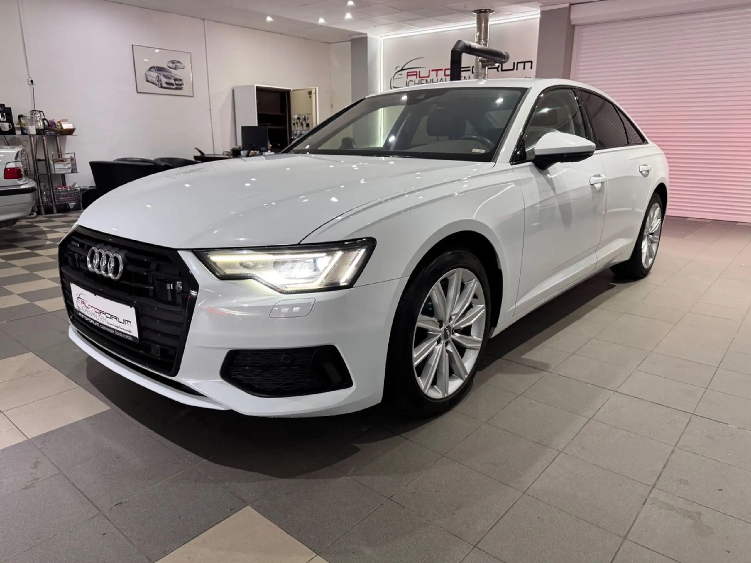 Audi - A6