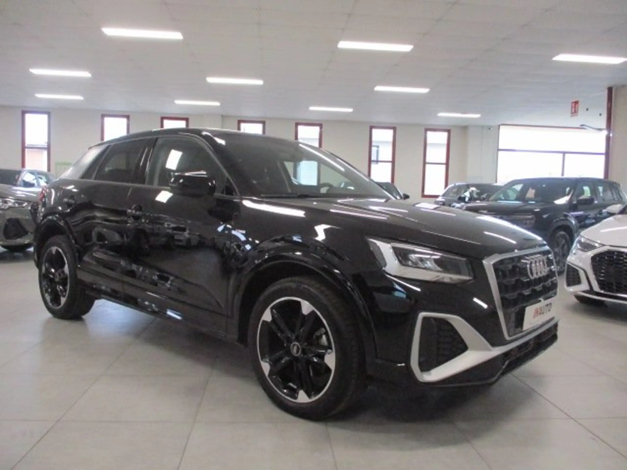 Audi - Q2