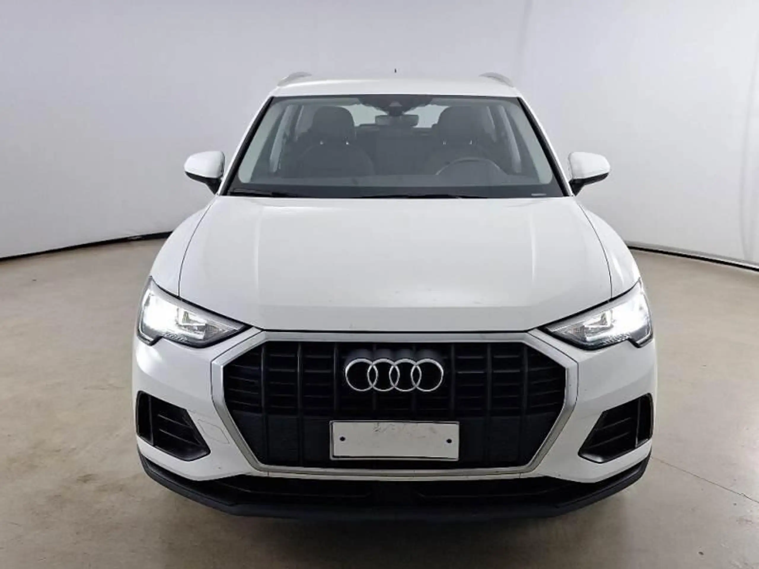 Audi - Q3