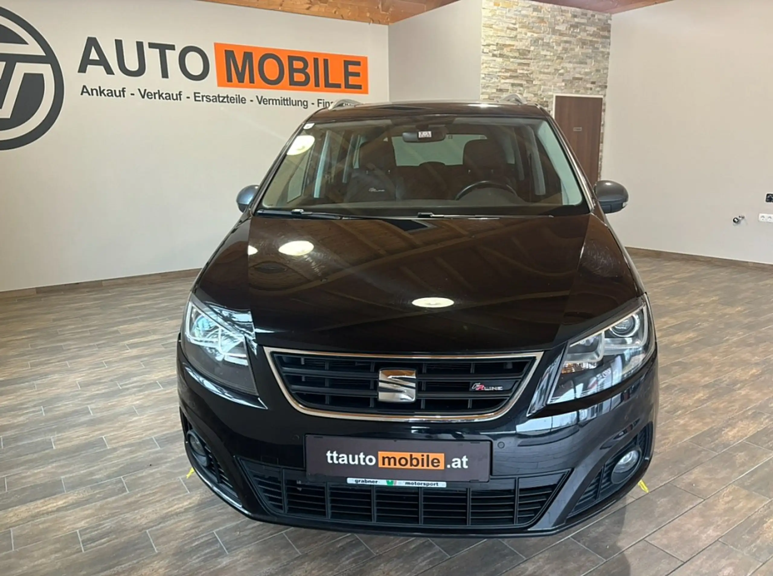 SEAT - Alhambra