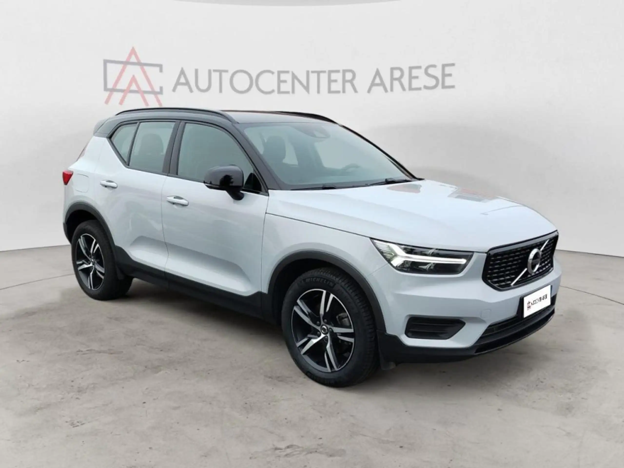 Volvo - XC40