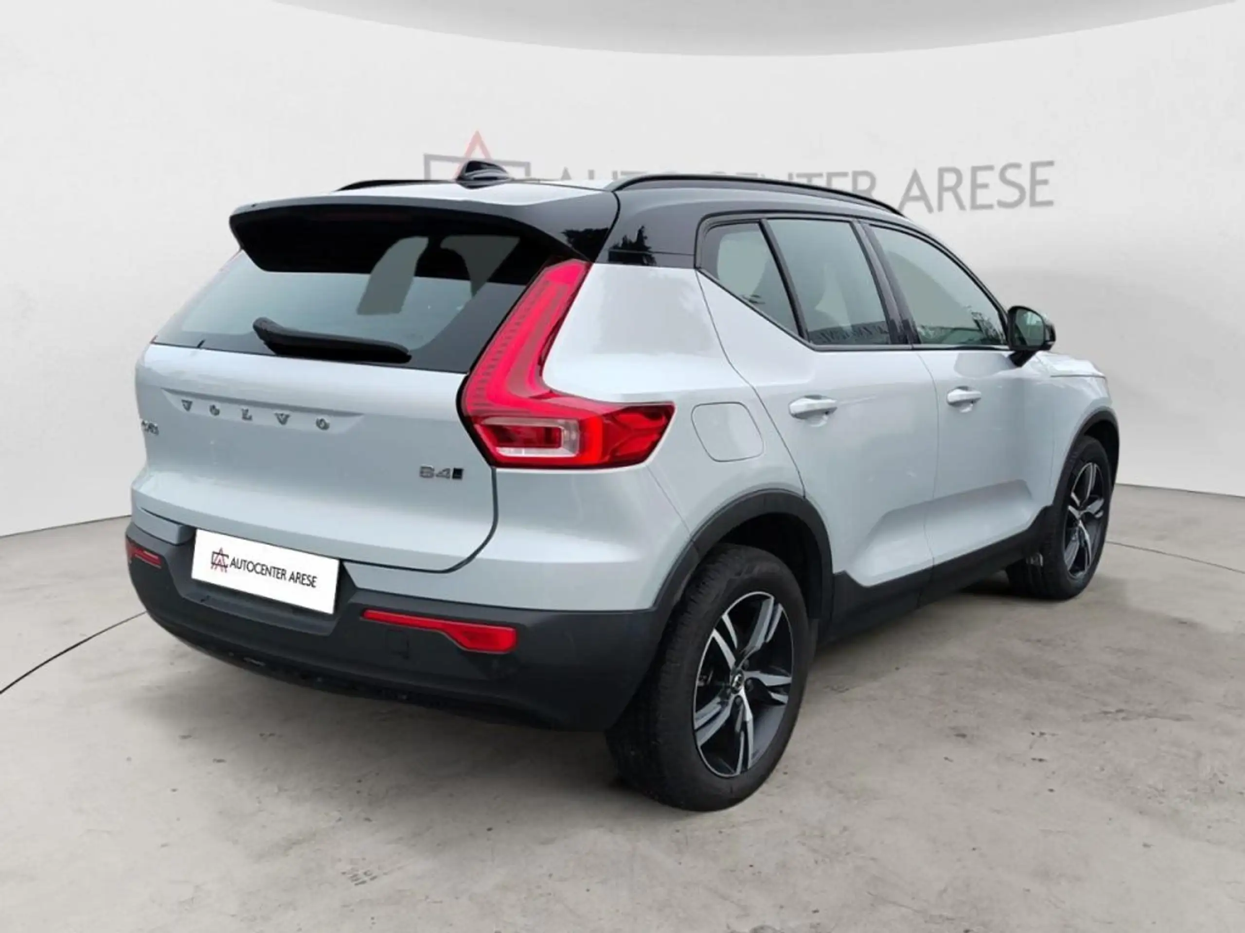 Volvo - XC40