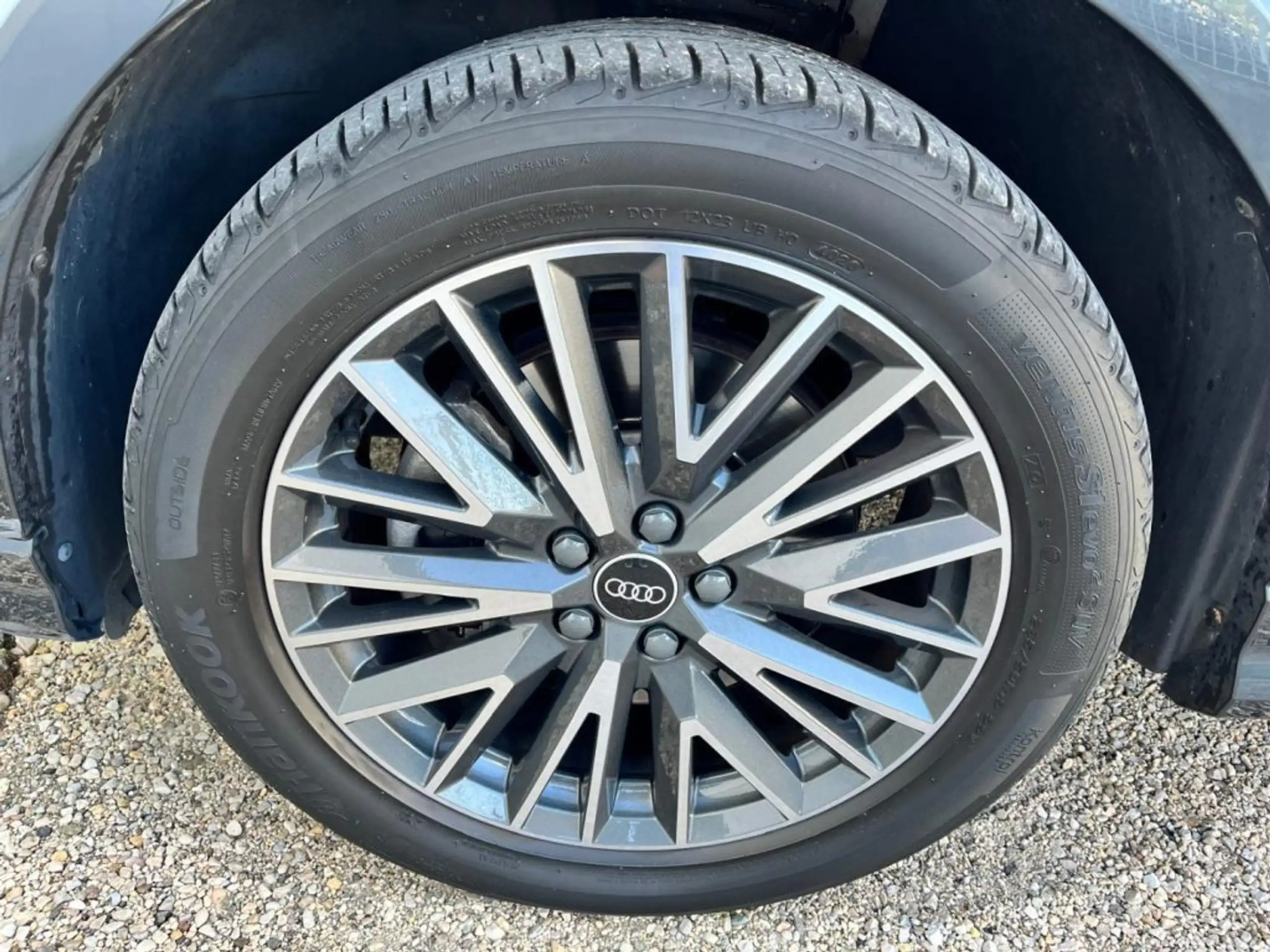 Audi - Q3