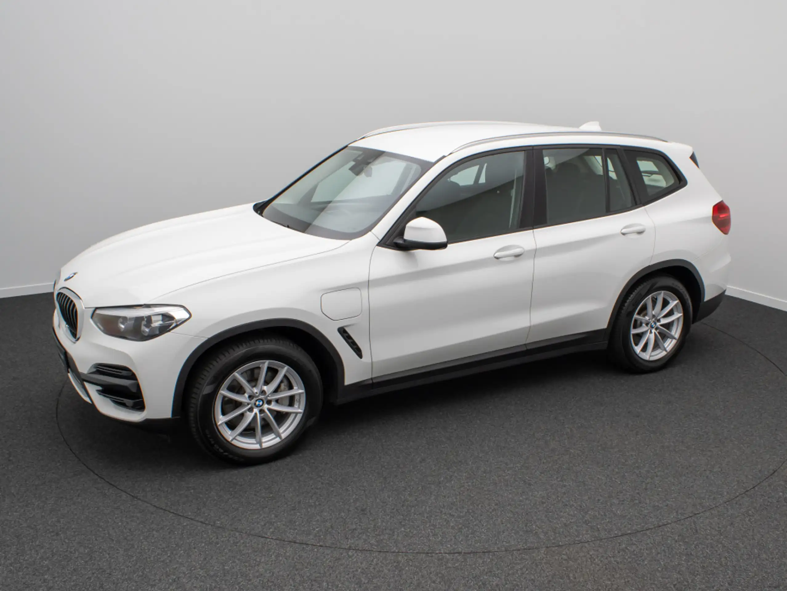 BMW - X3