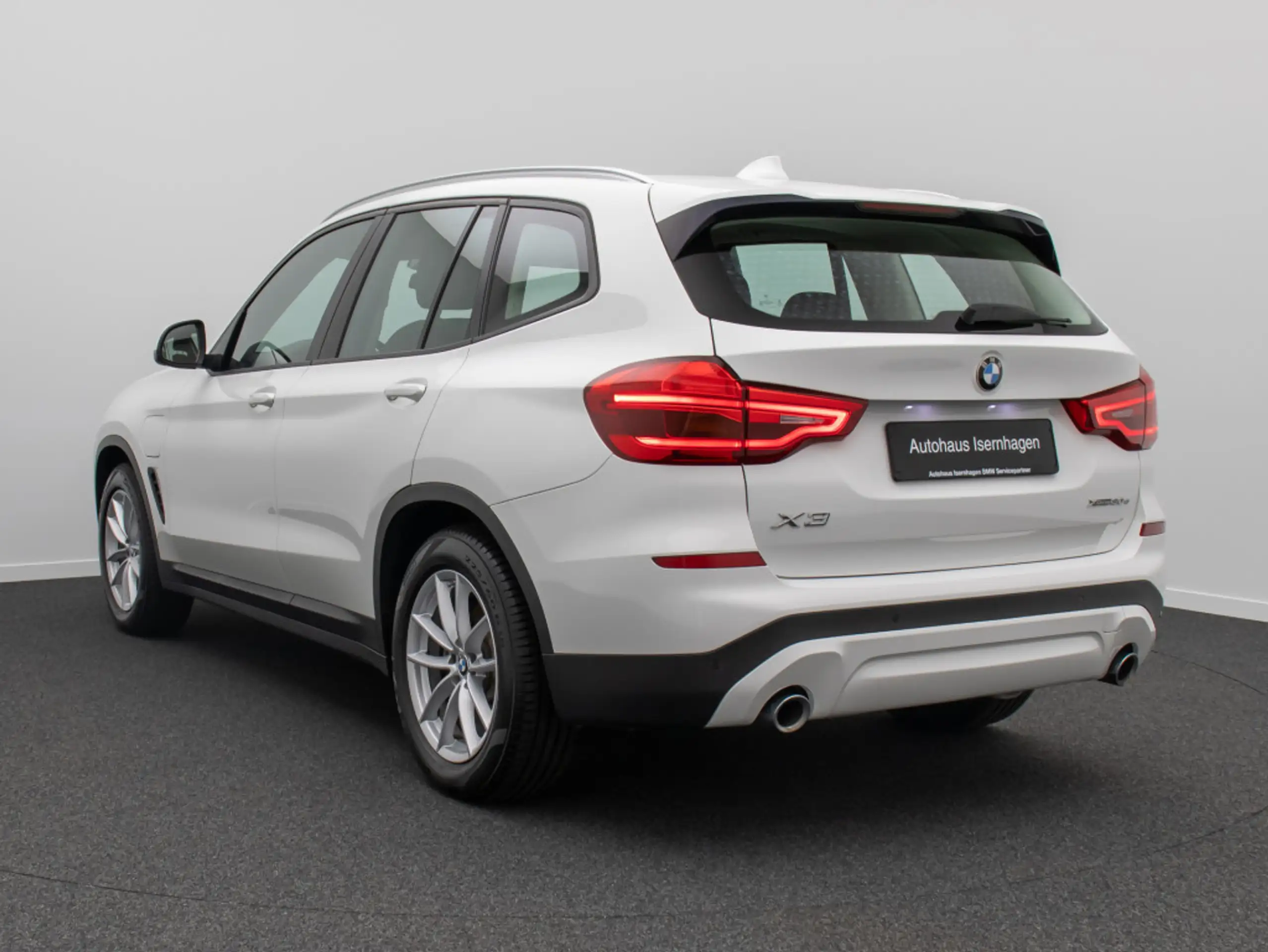 BMW - X3