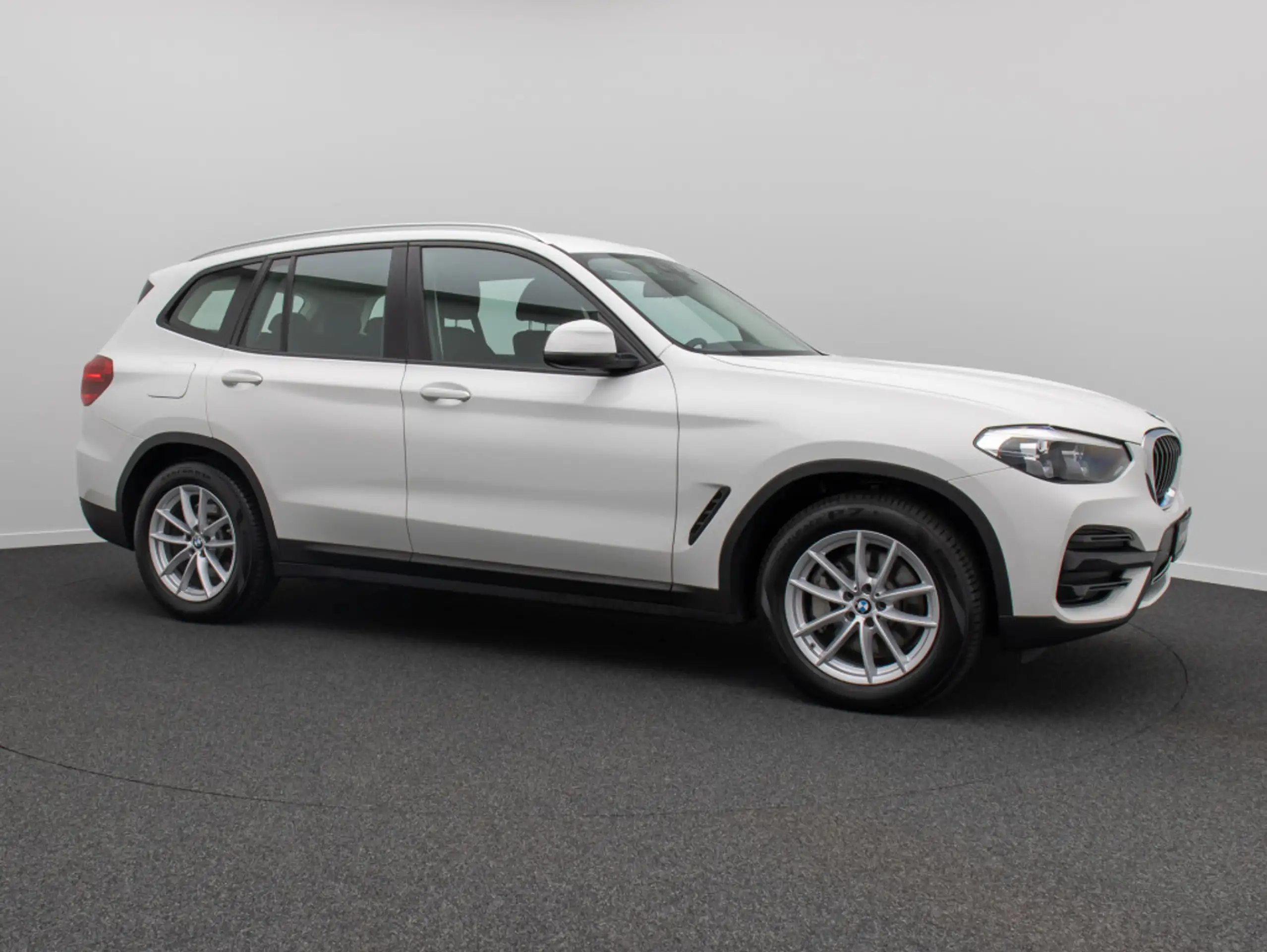 BMW - X3