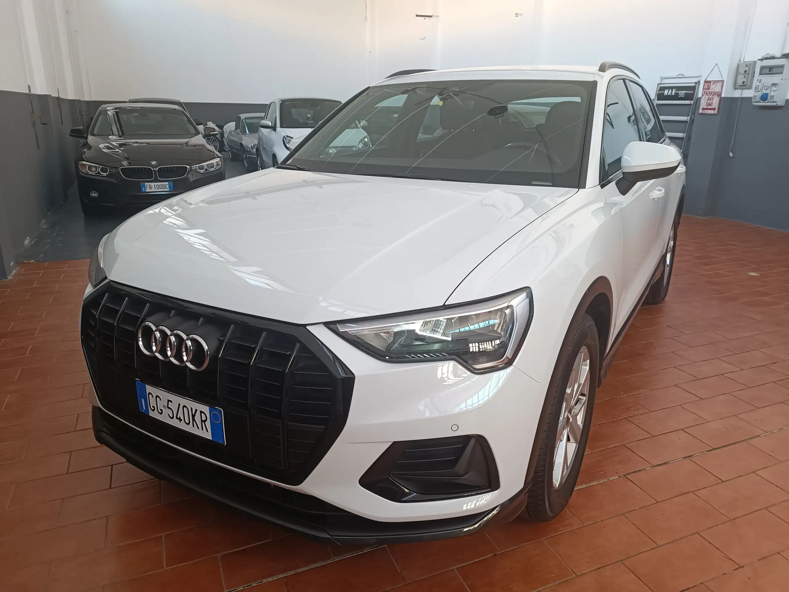 Audi - Q3