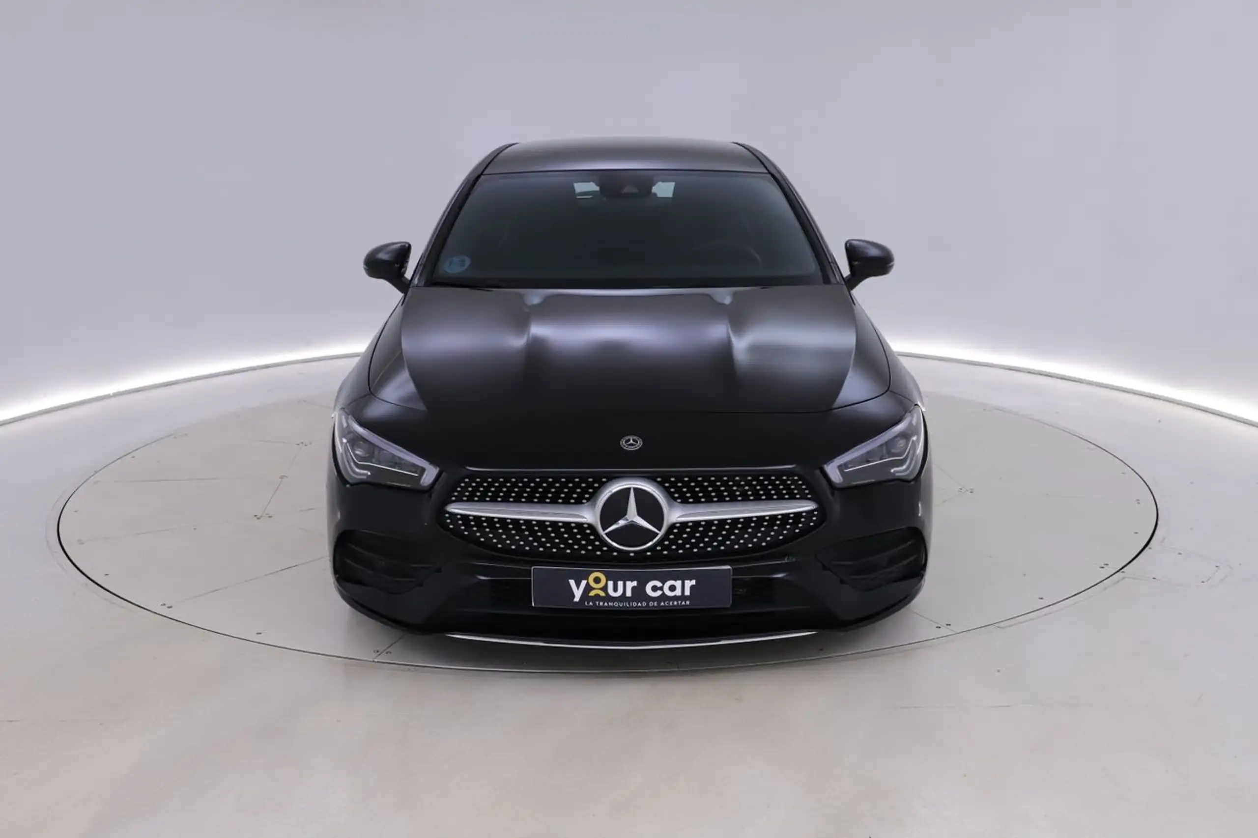 Mercedes-Benz - CLA 200