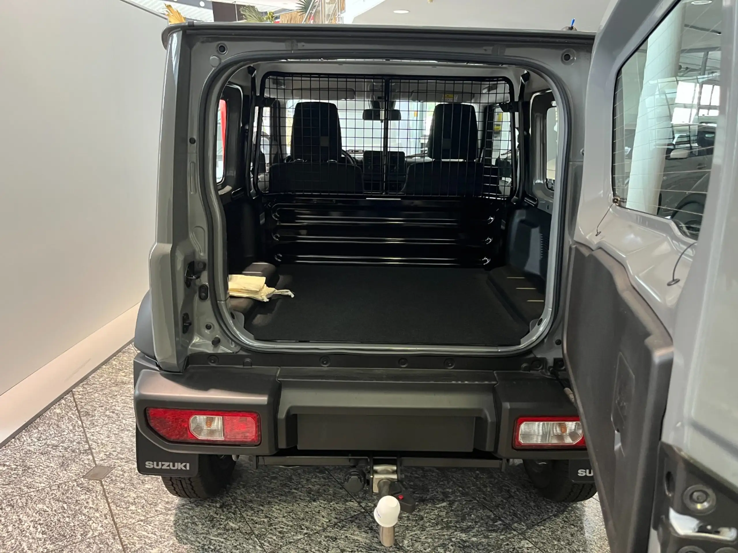 Suzuki - Jimny