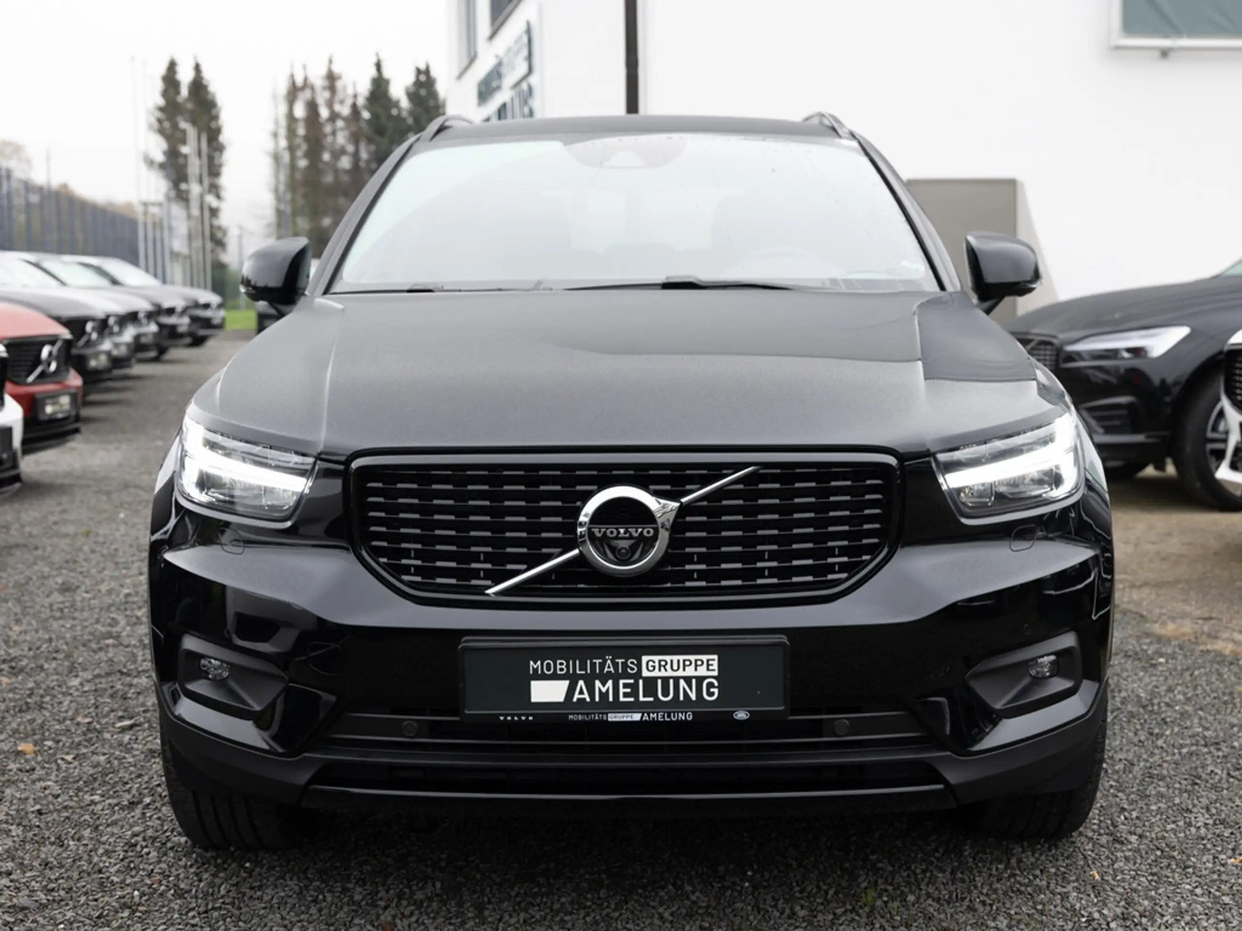 Volvo - XC40