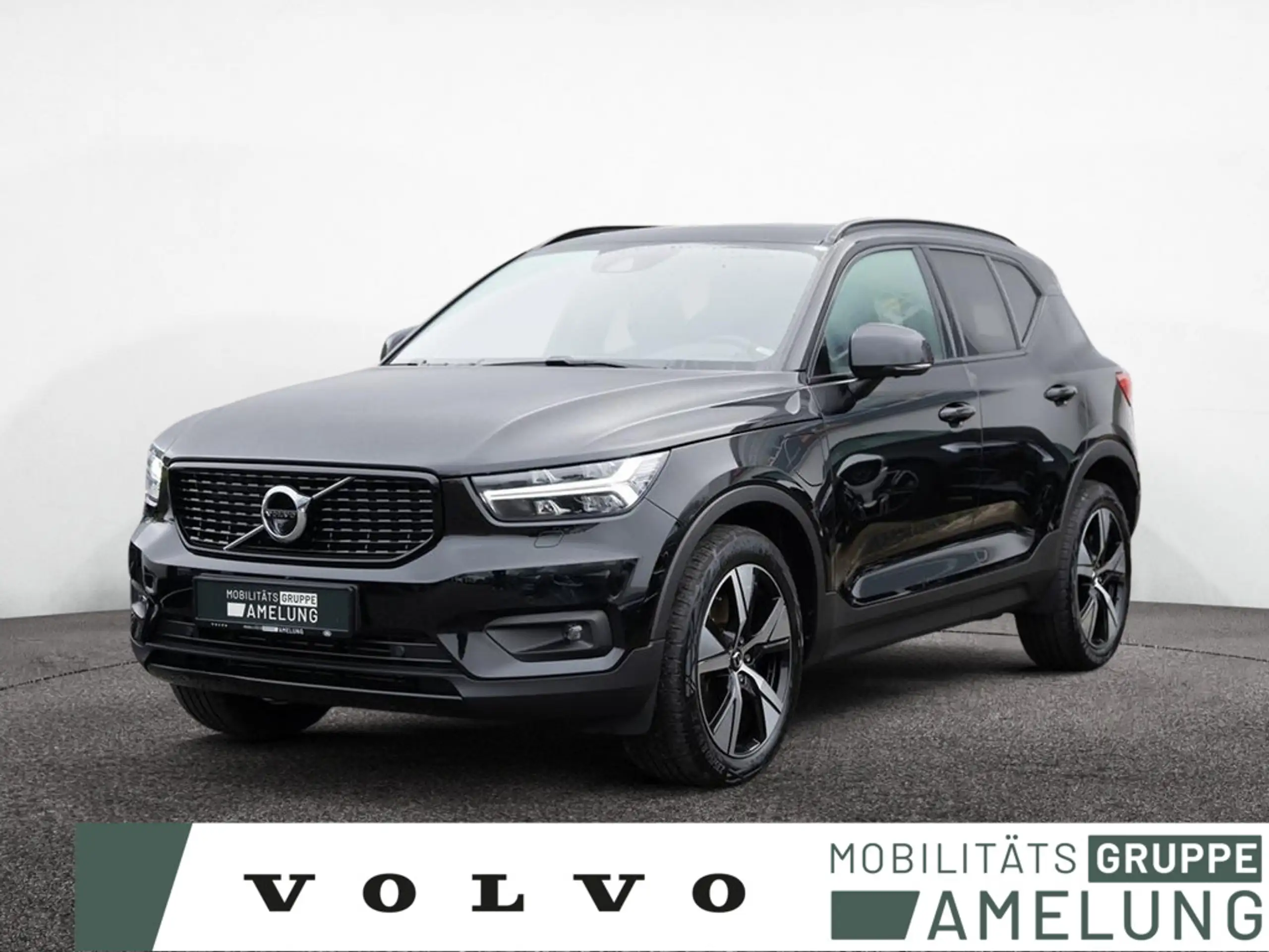 Volvo - XC40