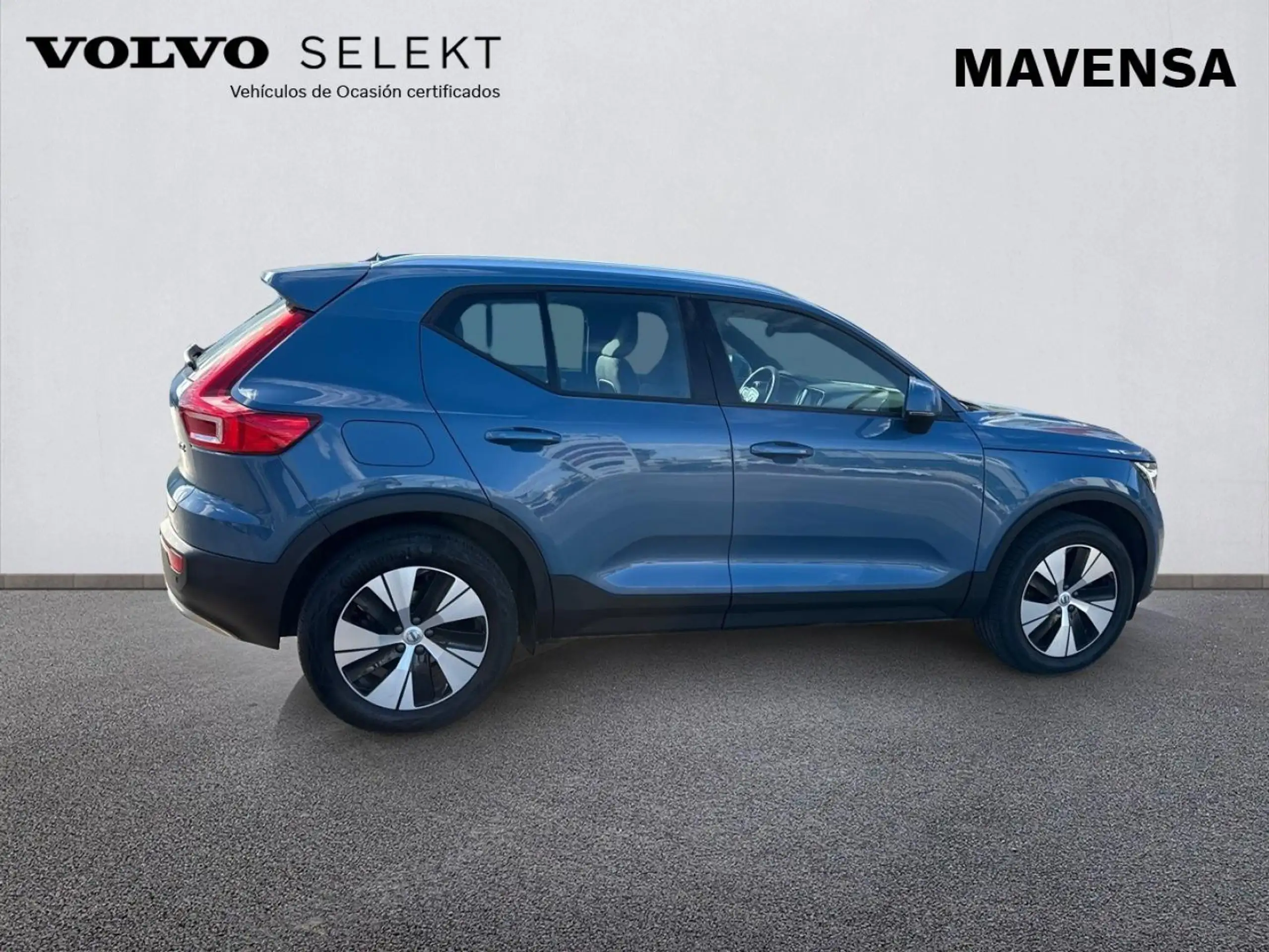 Volvo - XC40