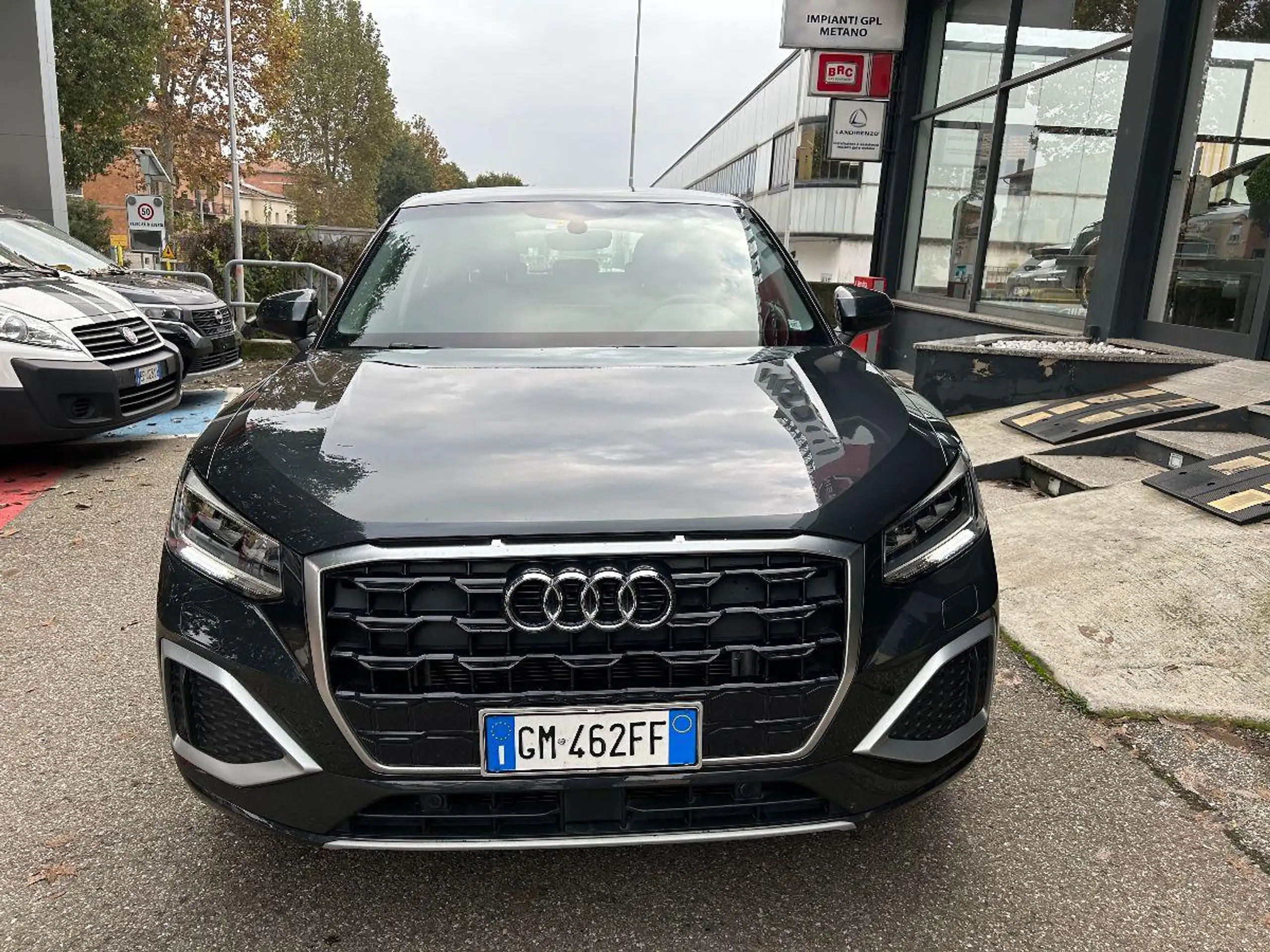 Audi - Q2