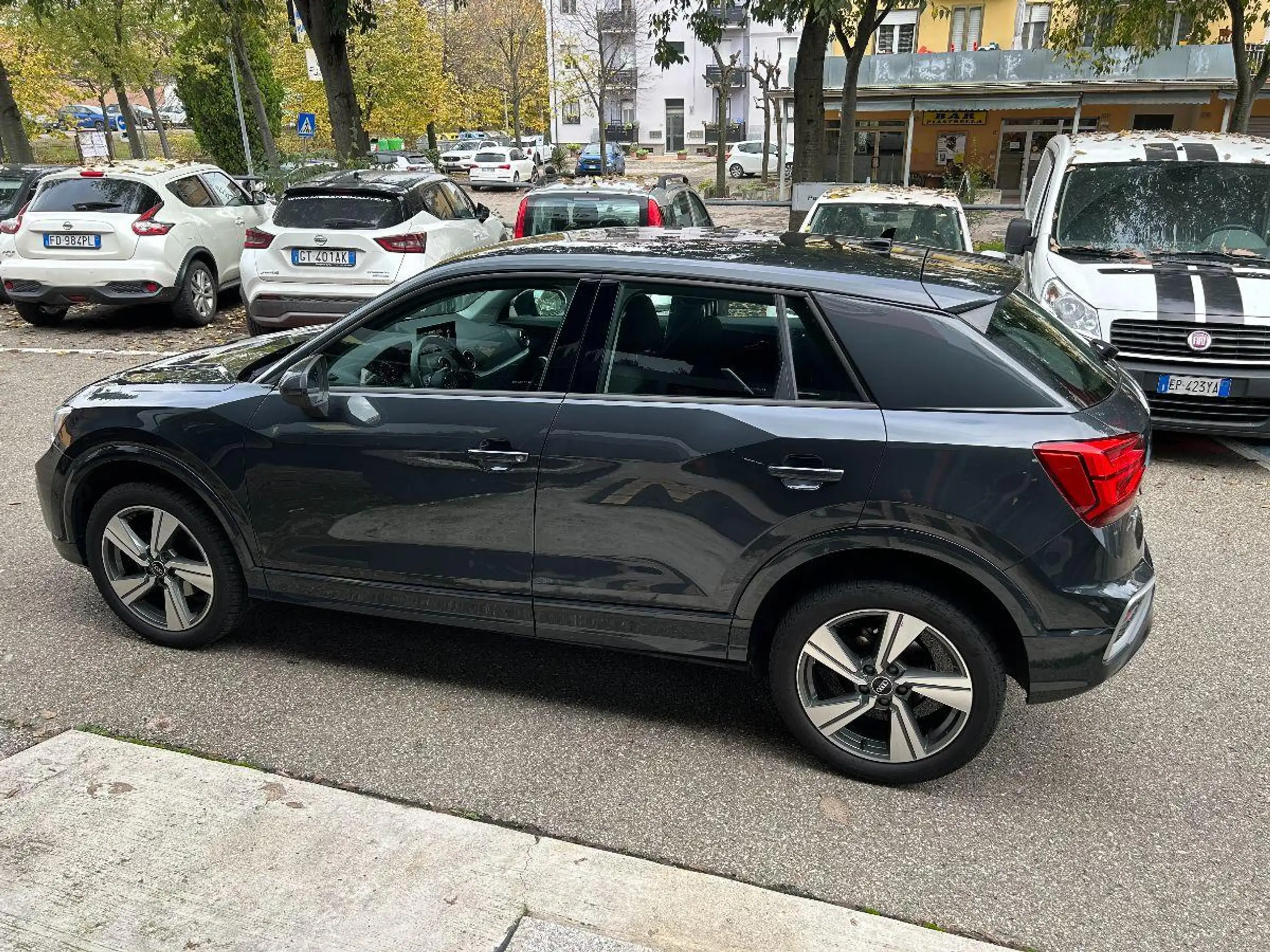 Audi - Q2