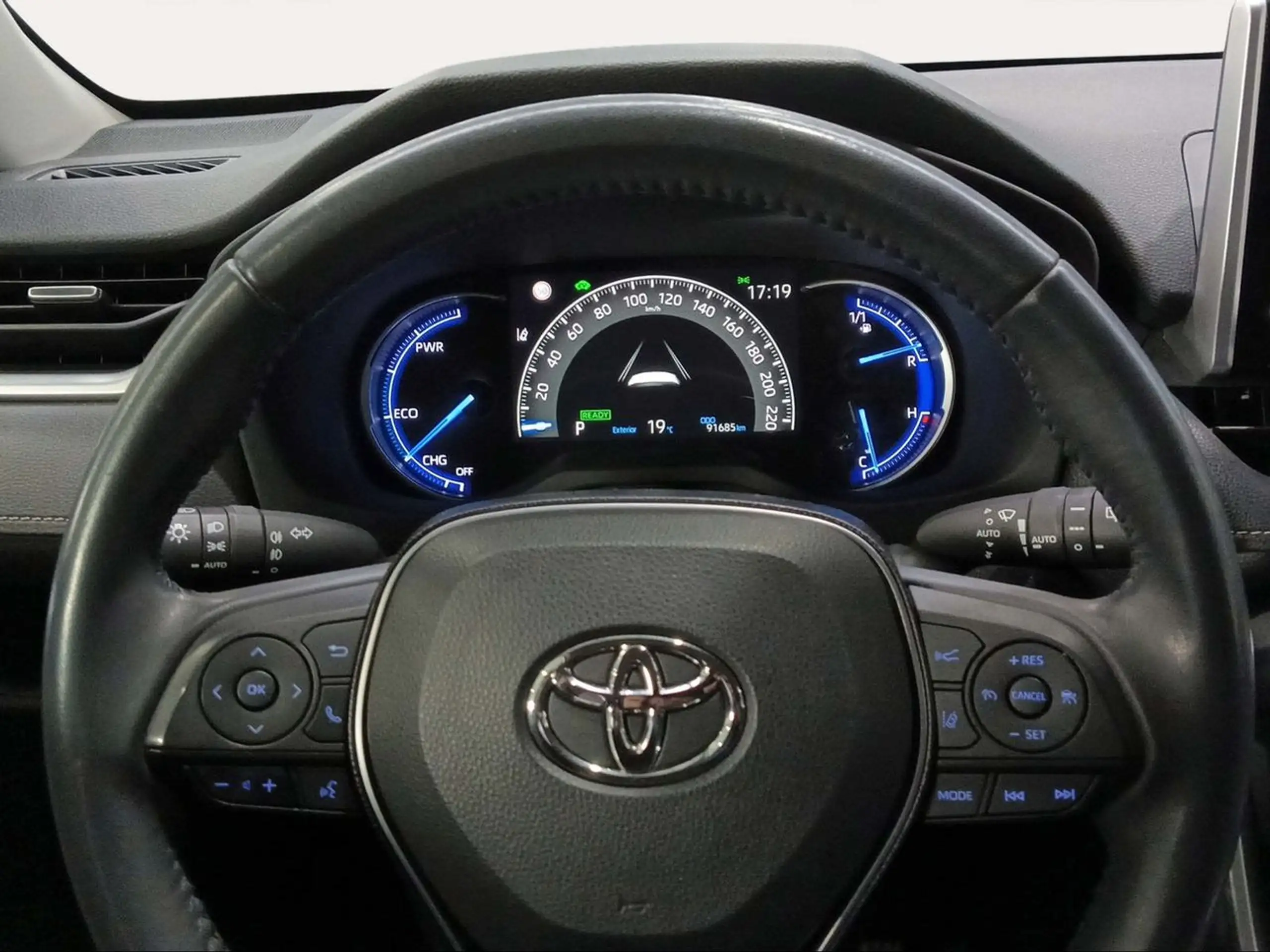 Toyota - RAV 4