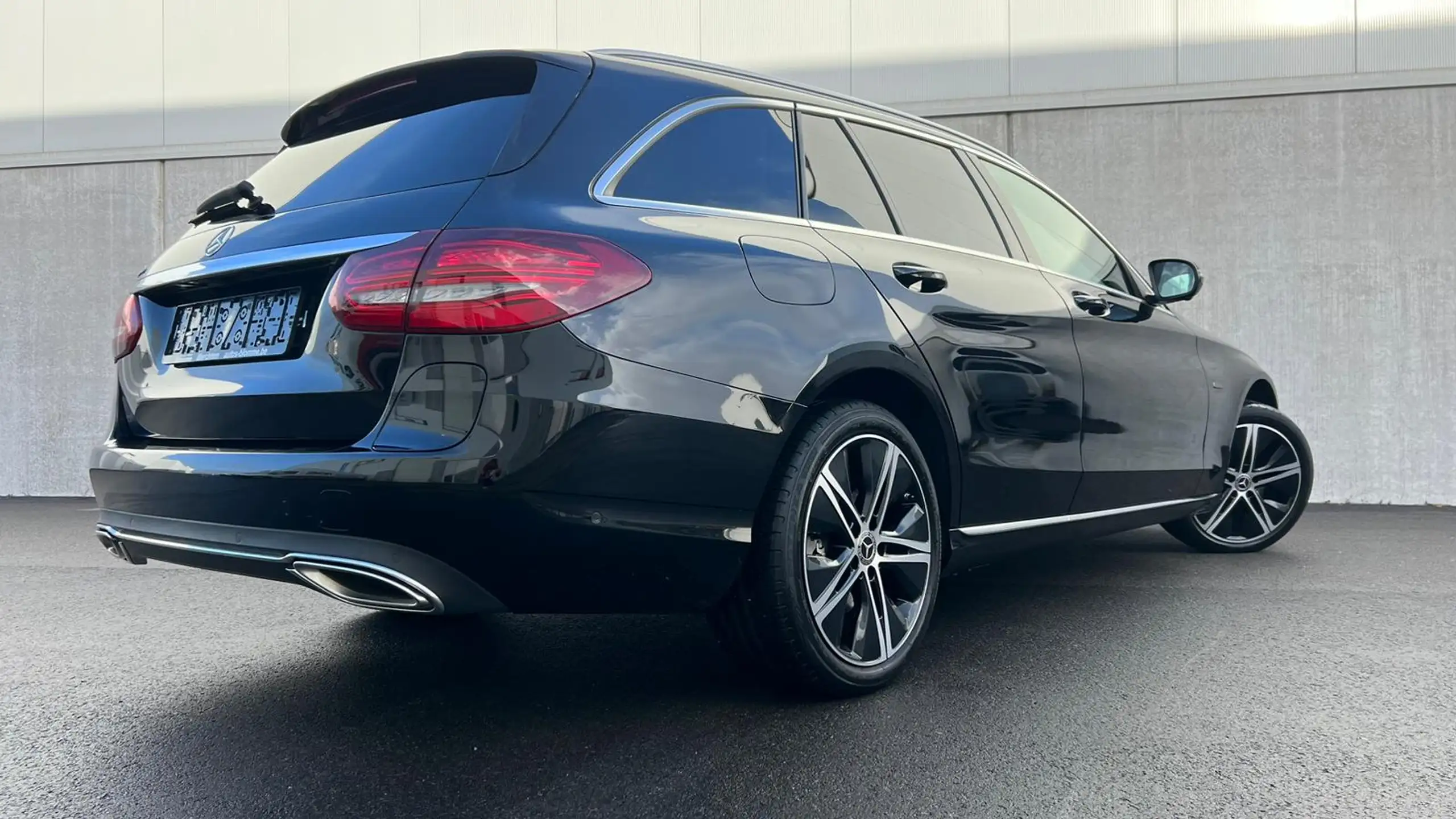 Mercedes-Benz - C 300