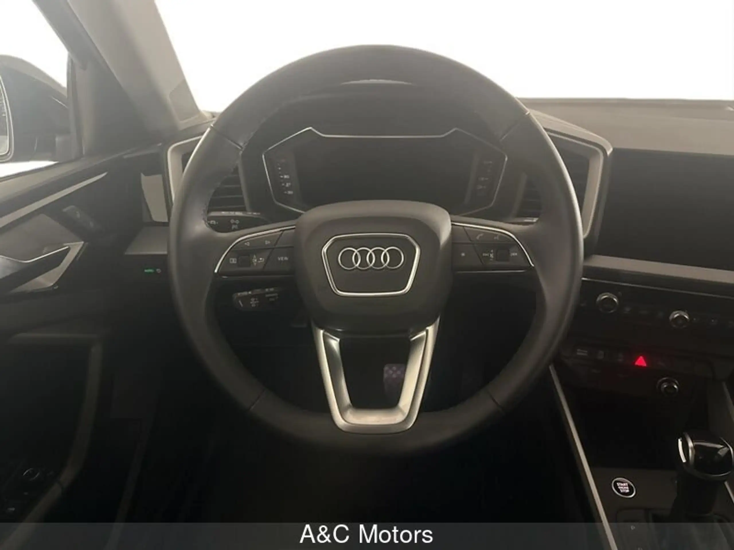 Audi - A1