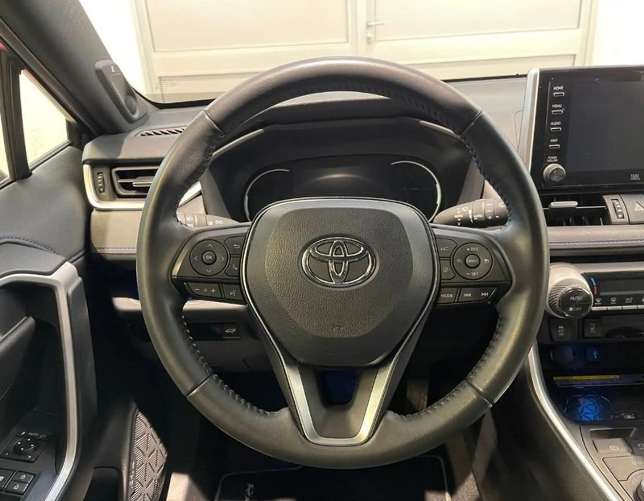 Toyota - RAV 4