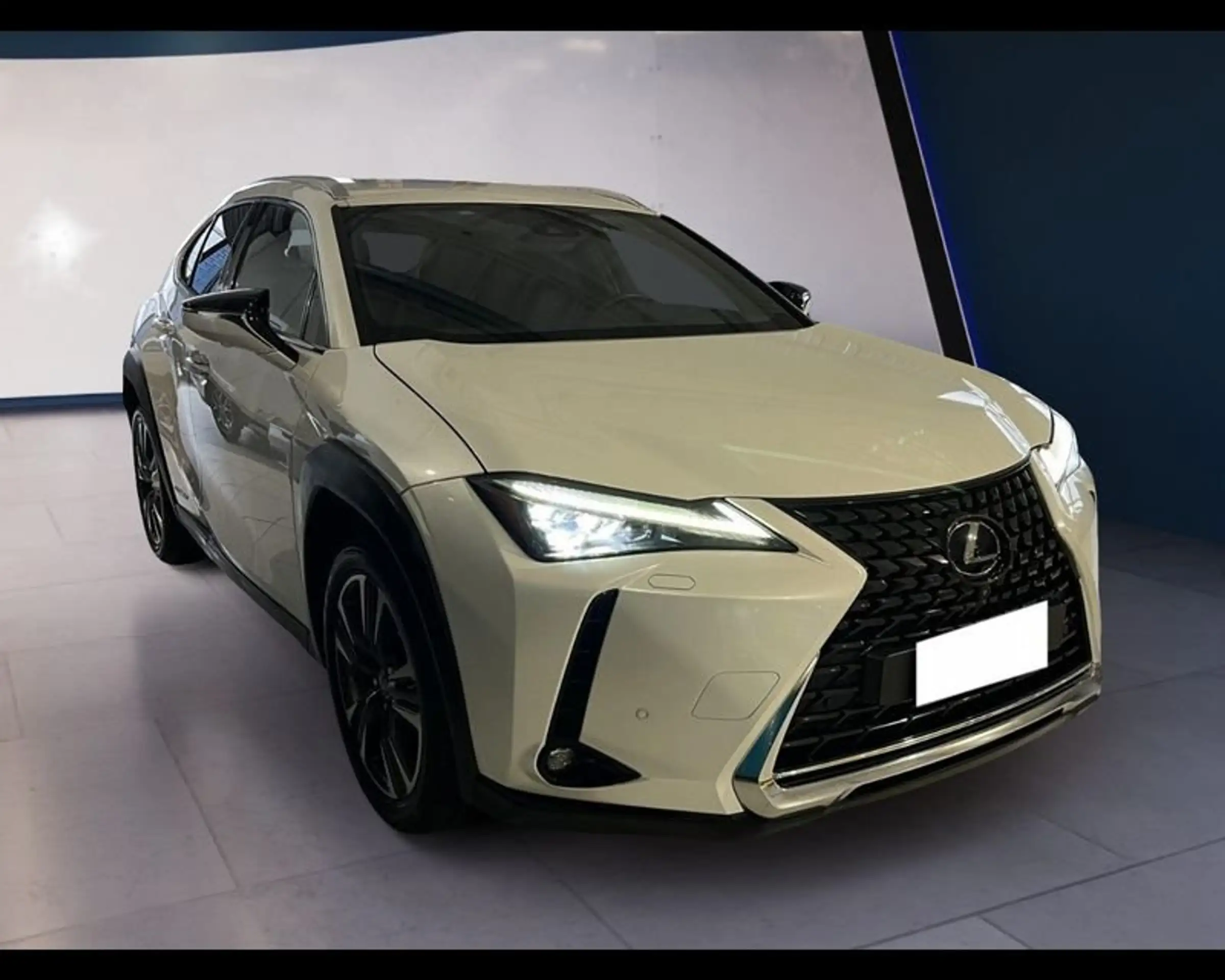 Lexus - UX 250h