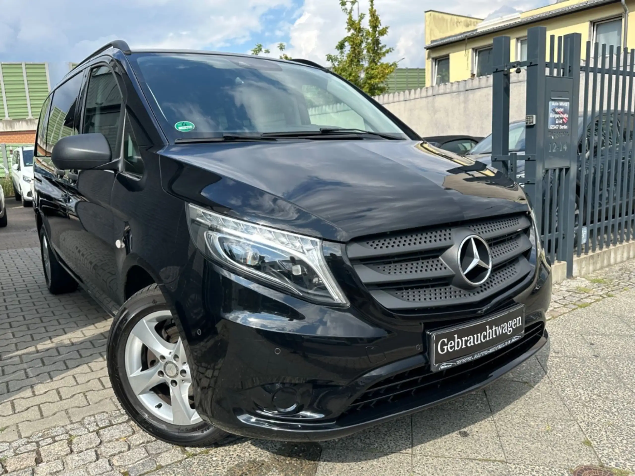 Mercedes-Benz - Vito