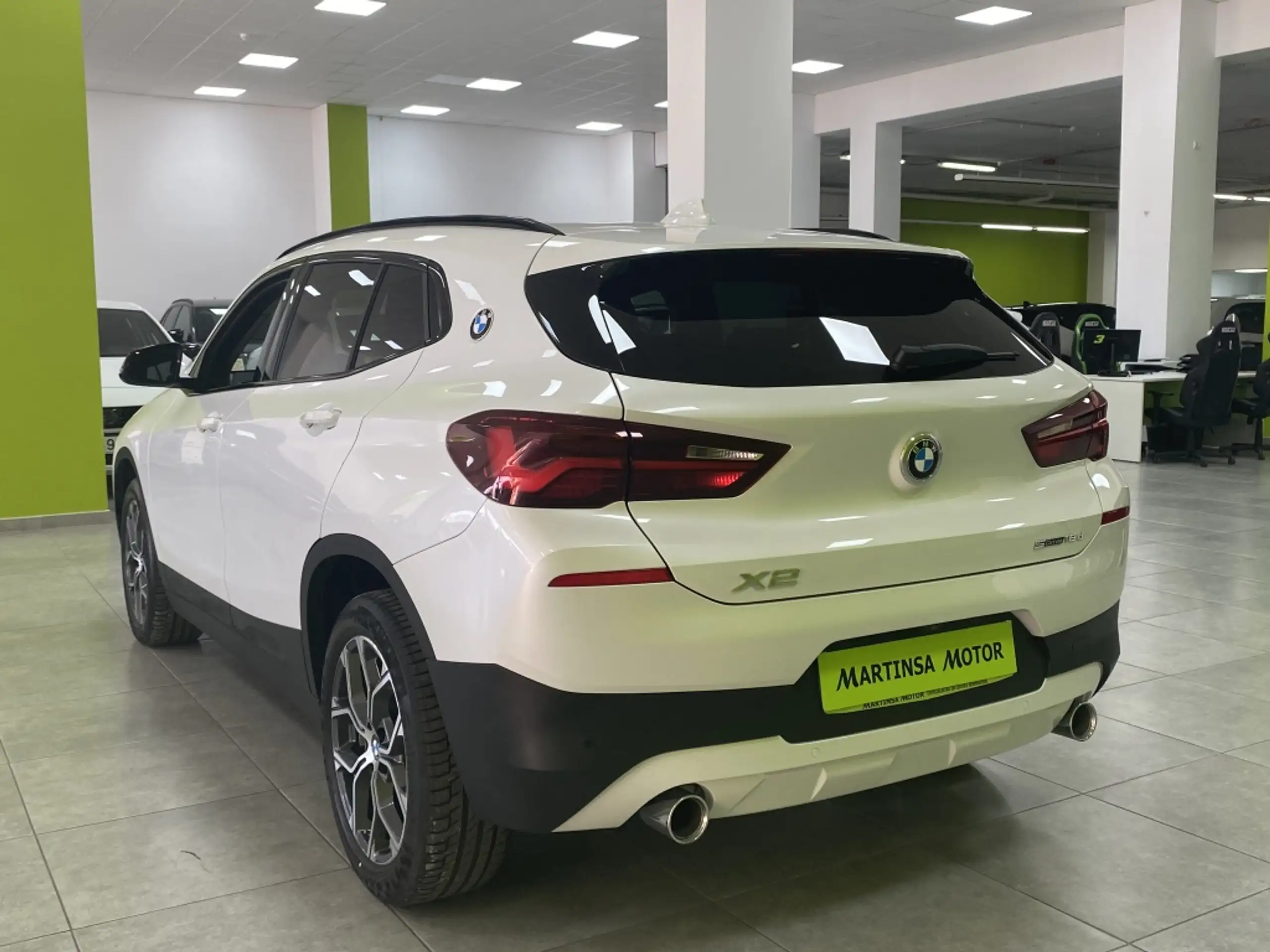 BMW - X2