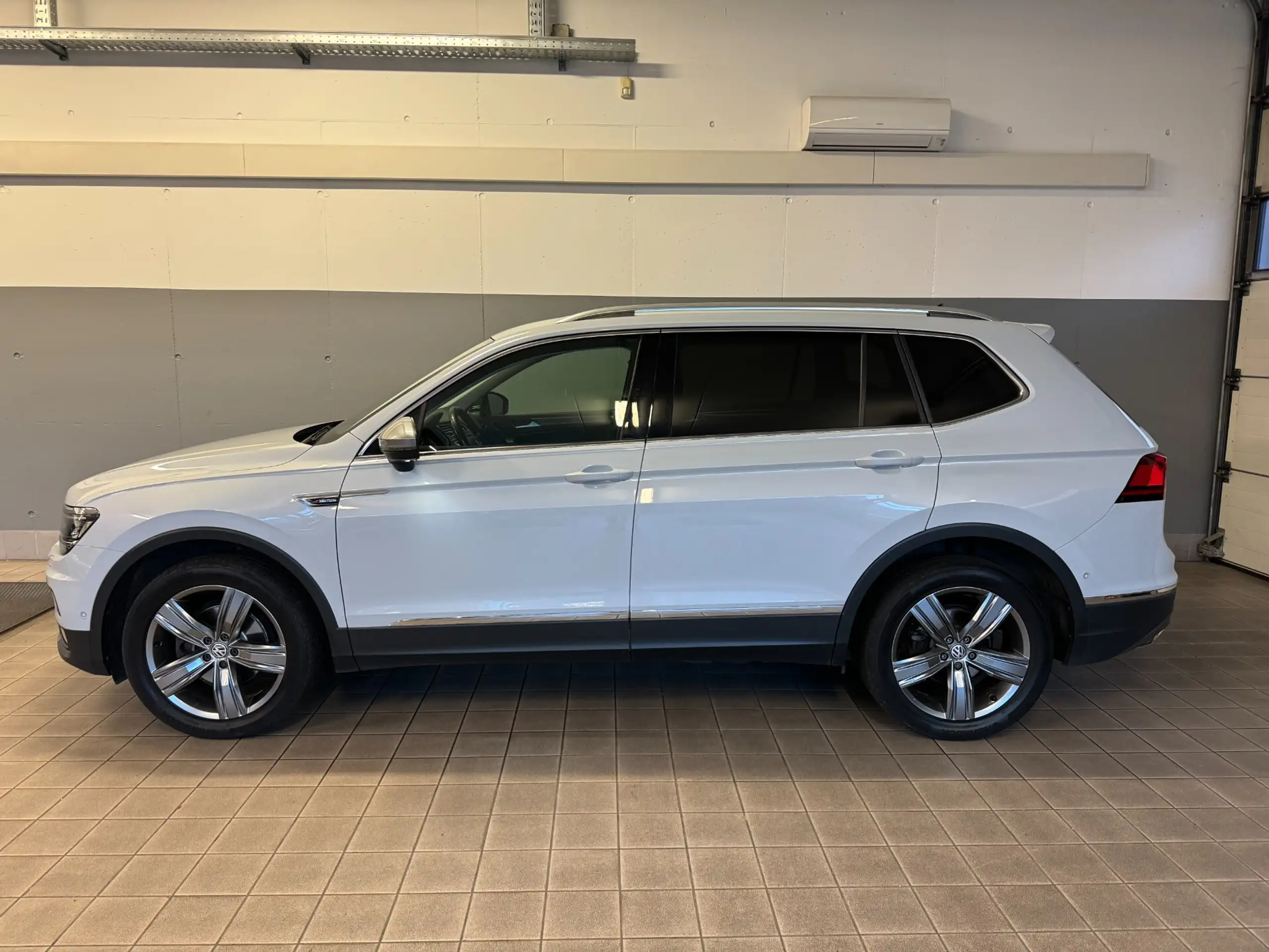 Volkswagen - Tiguan Allspace