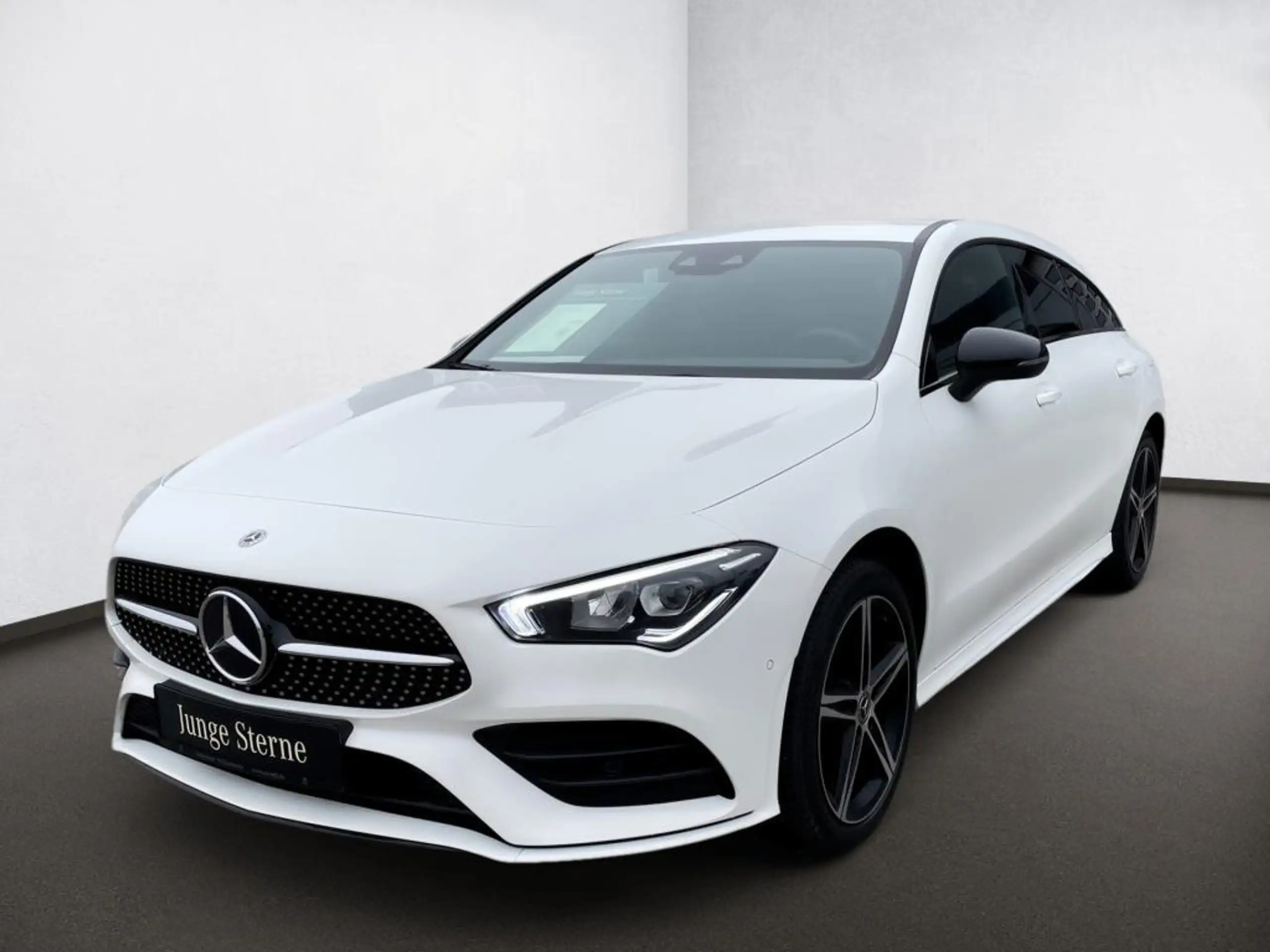 Mercedes-Benz - CLA 250