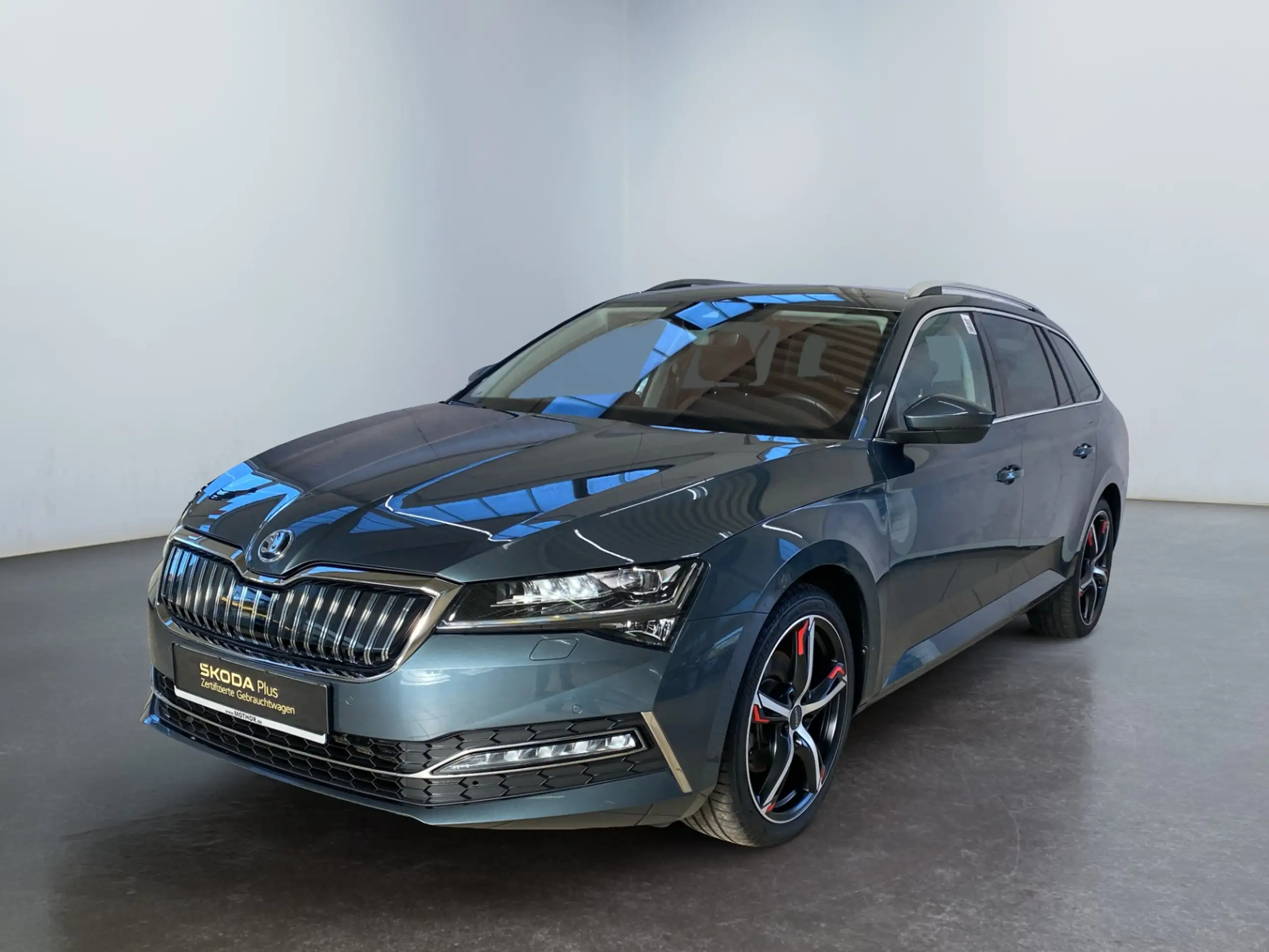 Skoda - Superb