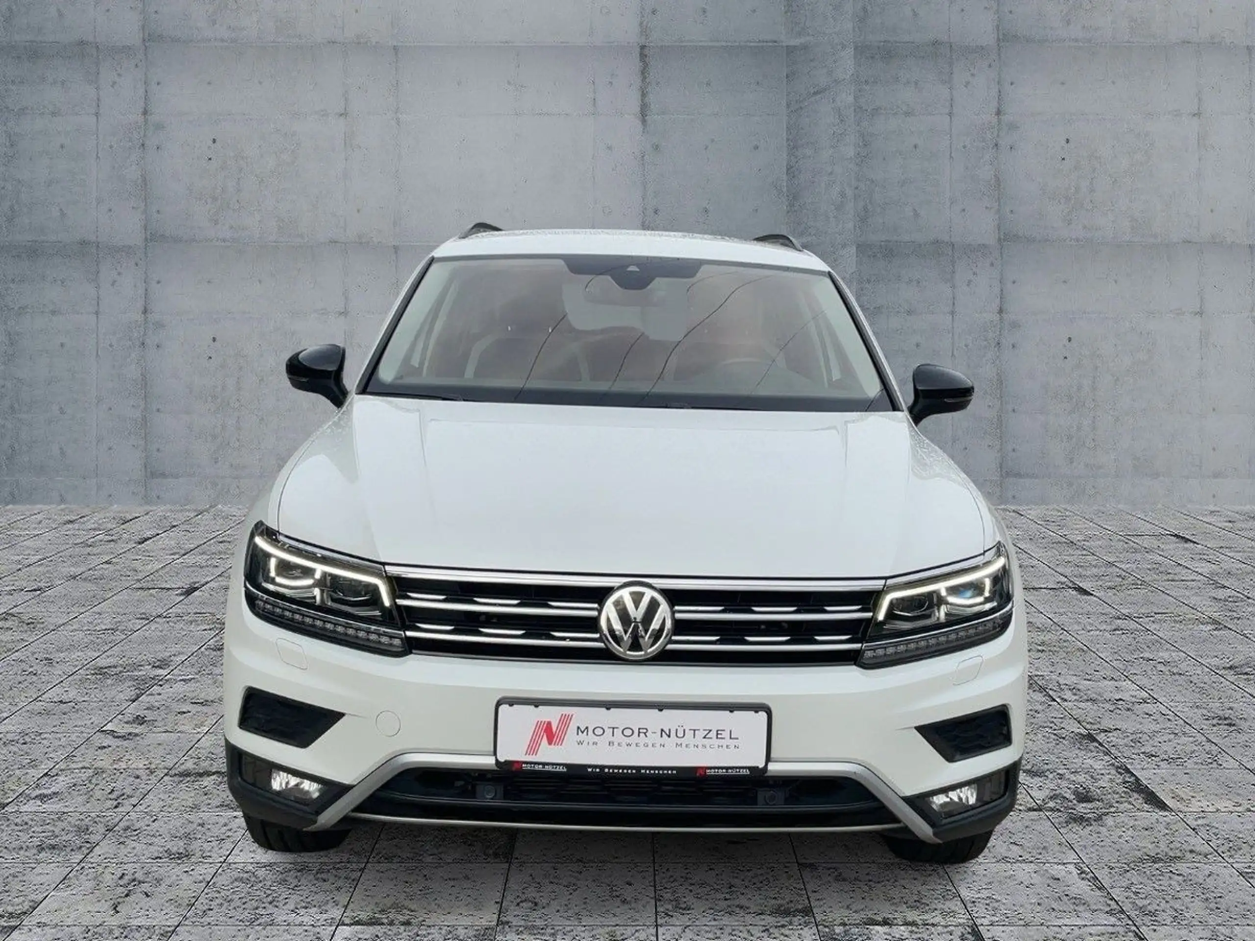 Volkswagen - Tiguan