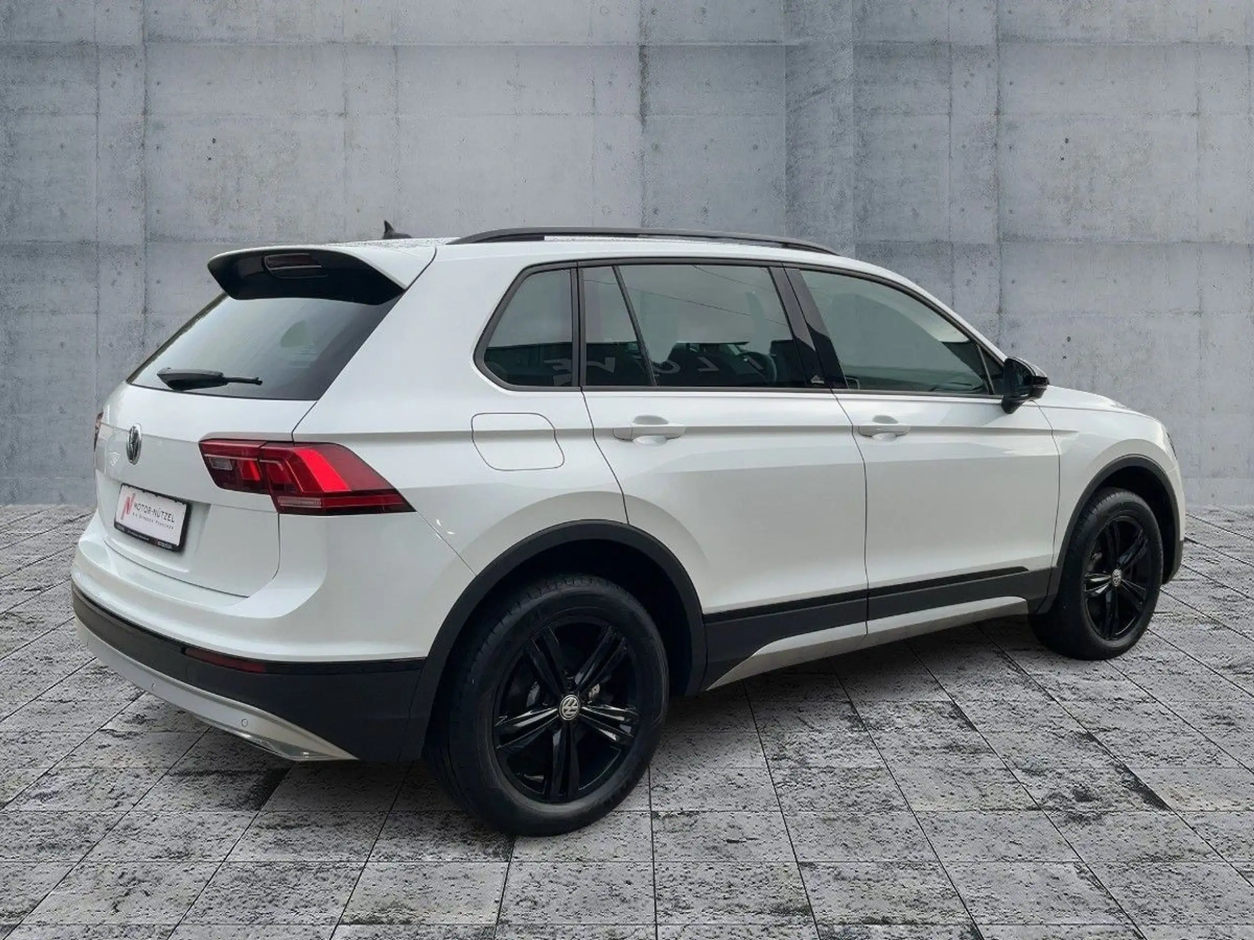 Volkswagen - Tiguan