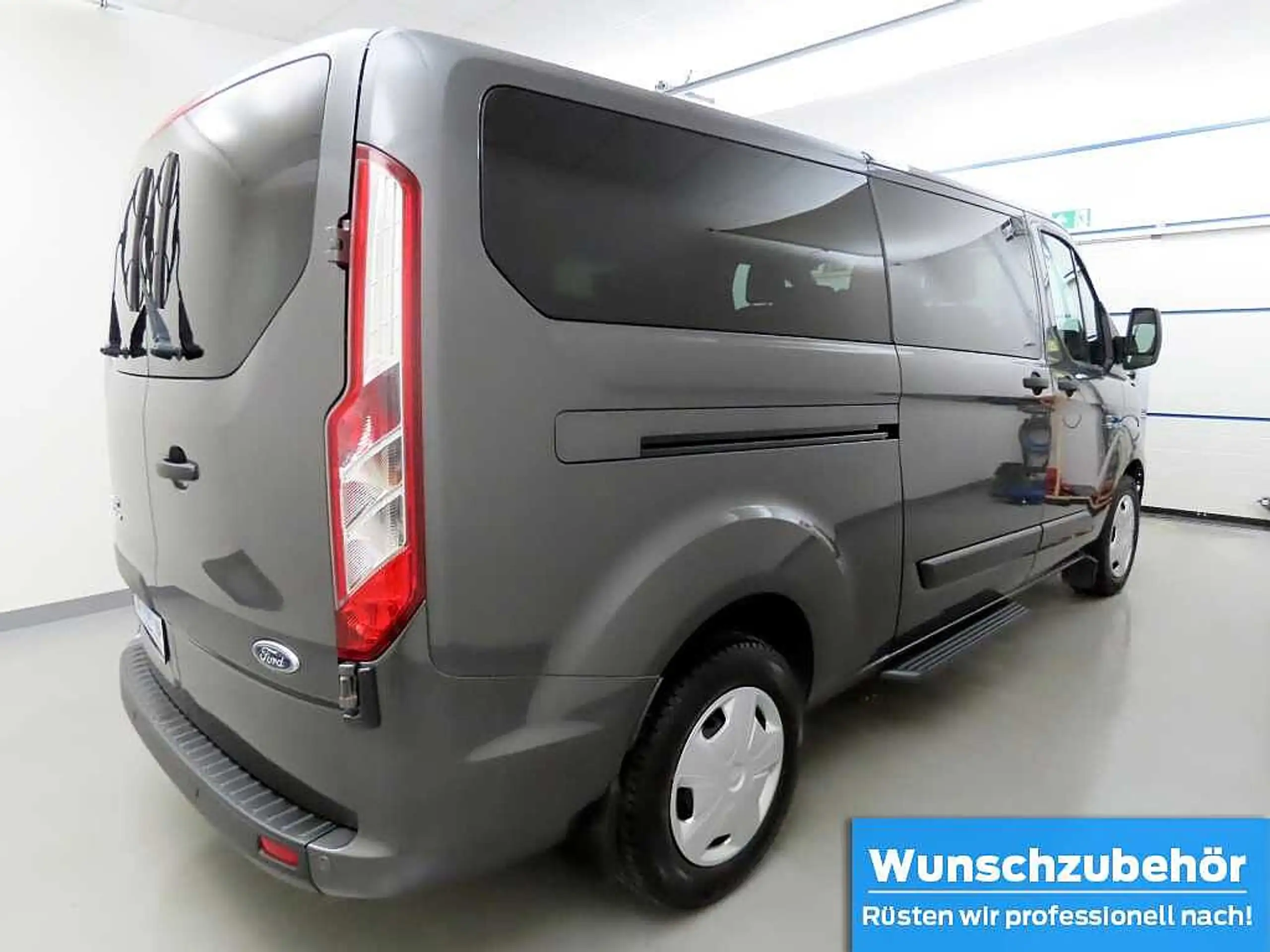 Ford - Transit Custom