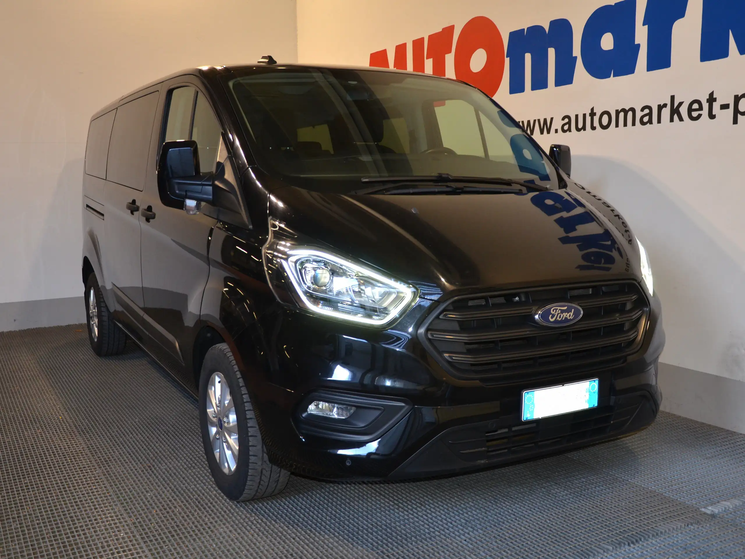 Ford - Transit Custom