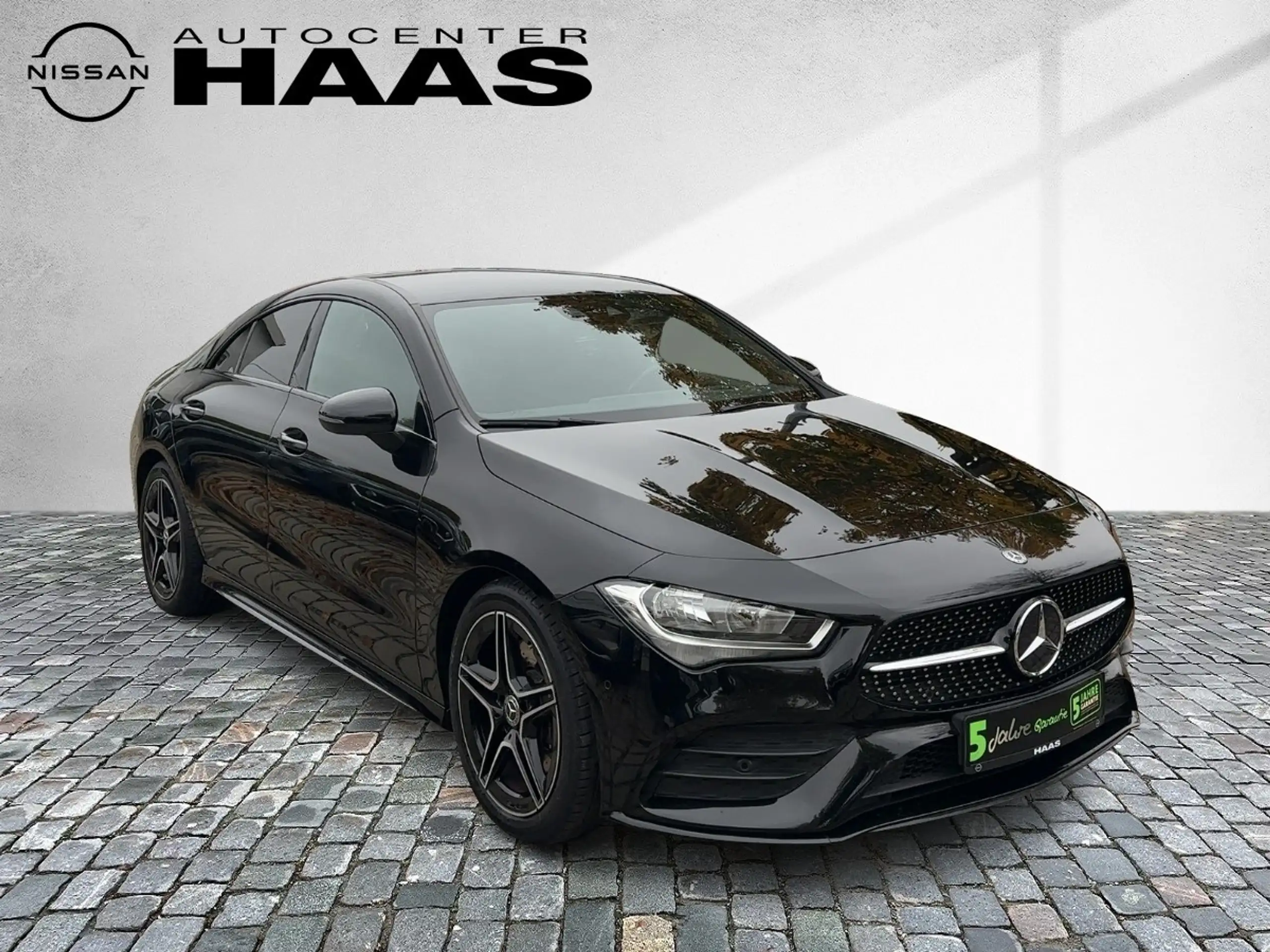 Mercedes-Benz - CLA 200