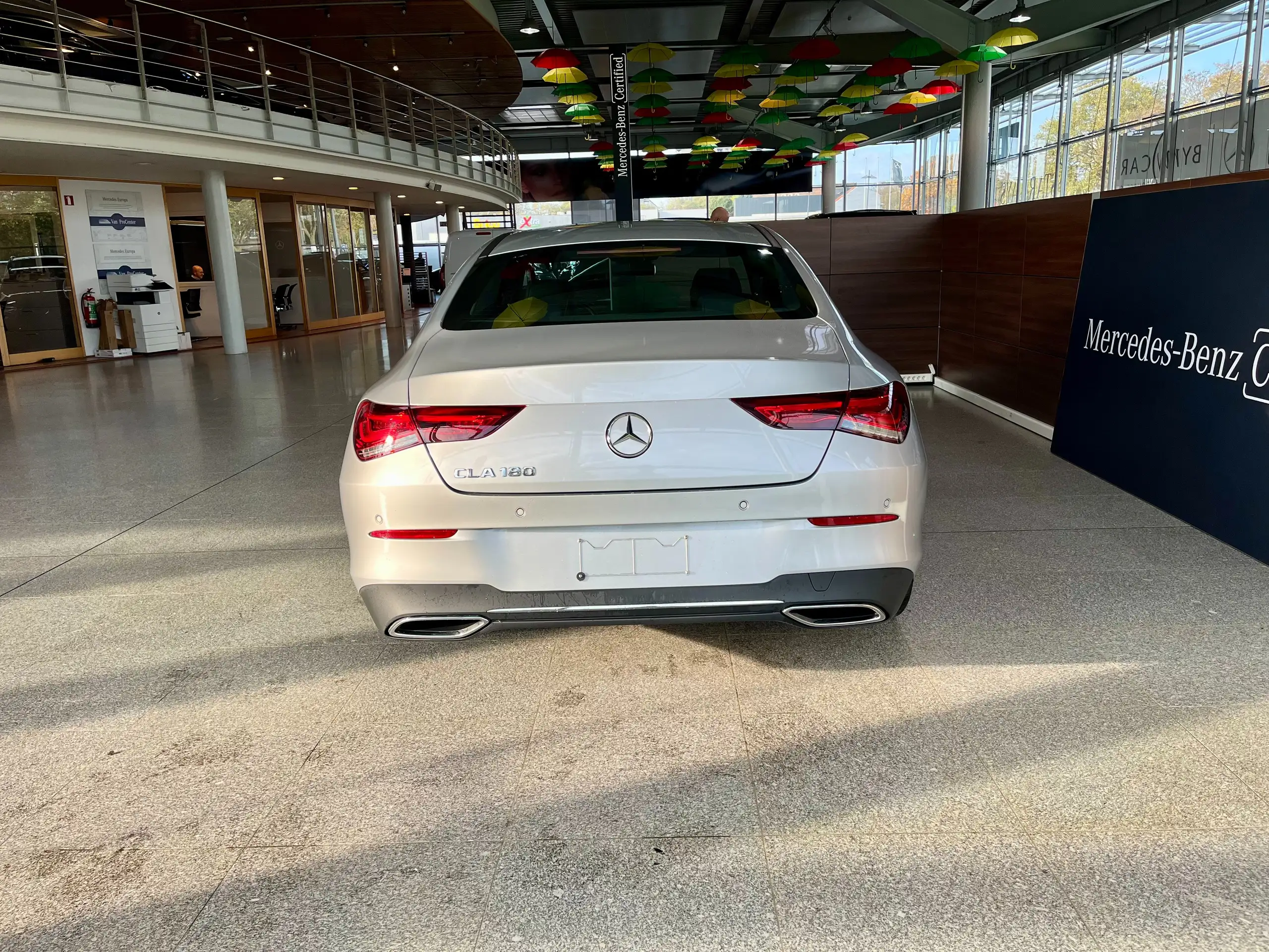 Mercedes-Benz - CLA 180