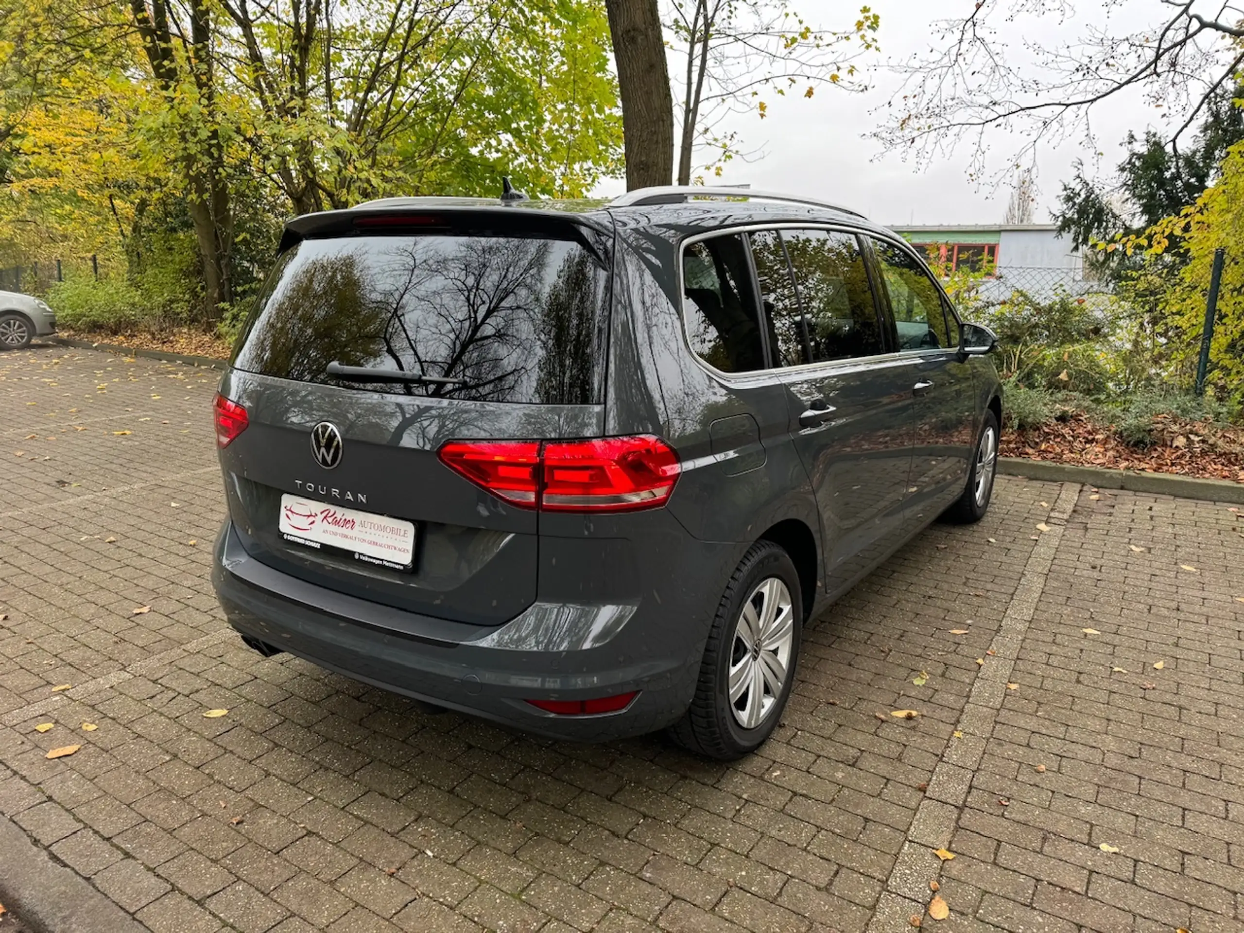 Volkswagen - Touran