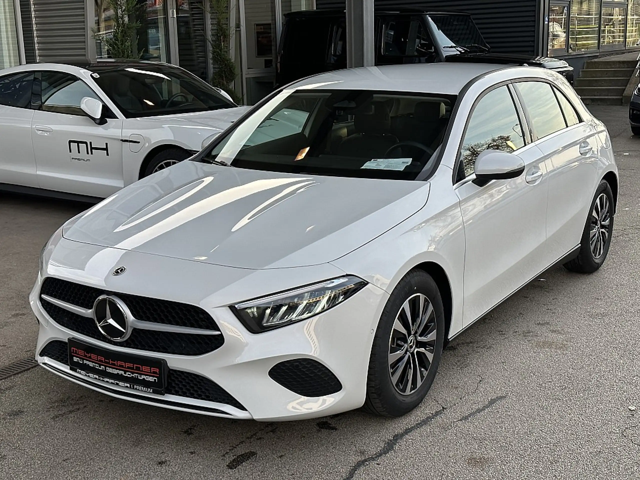 Mercedes-Benz A 180 2023