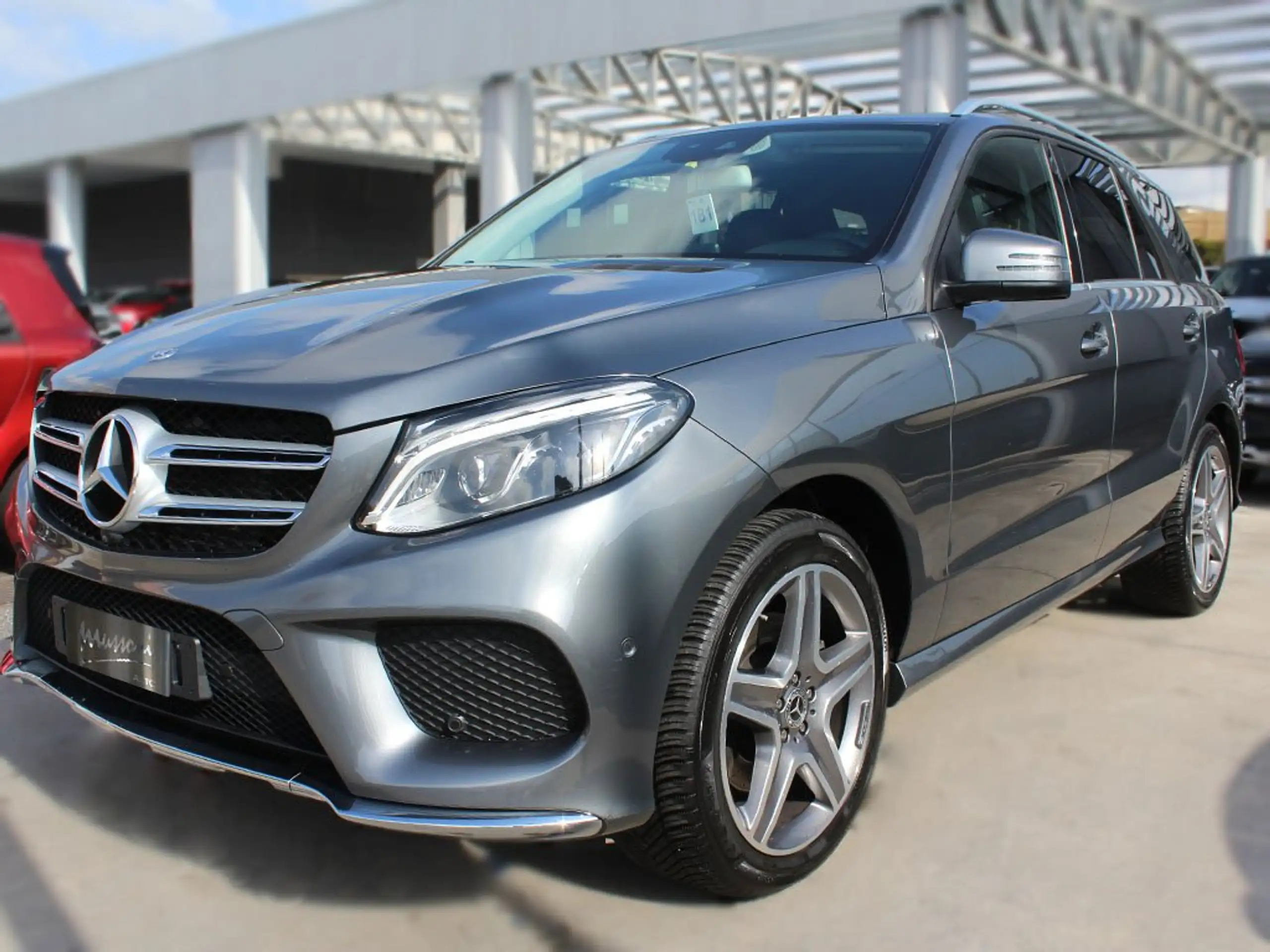 Mercedes-Benz - GLE 250