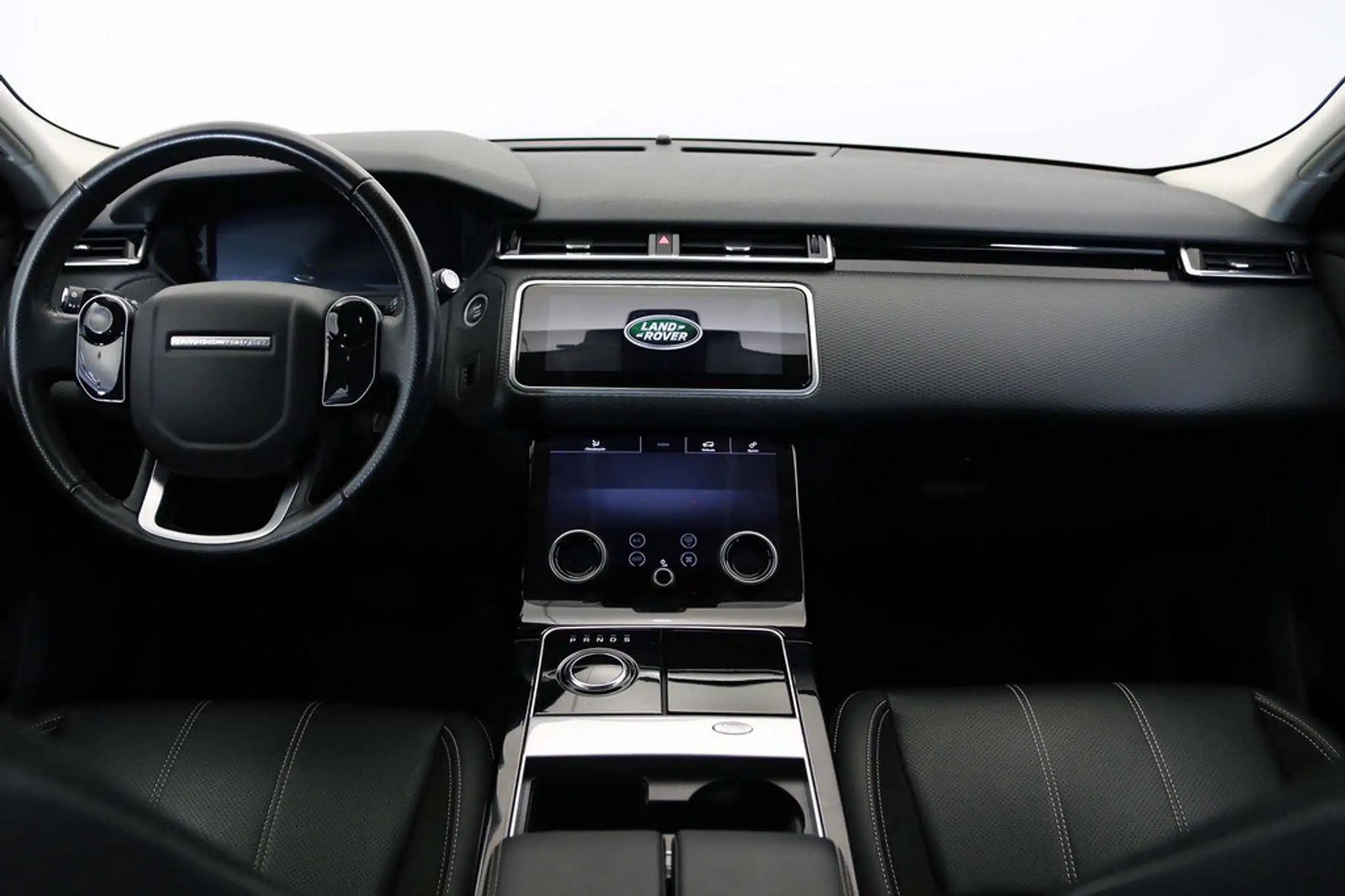 Land Rover - Range Rover Velar