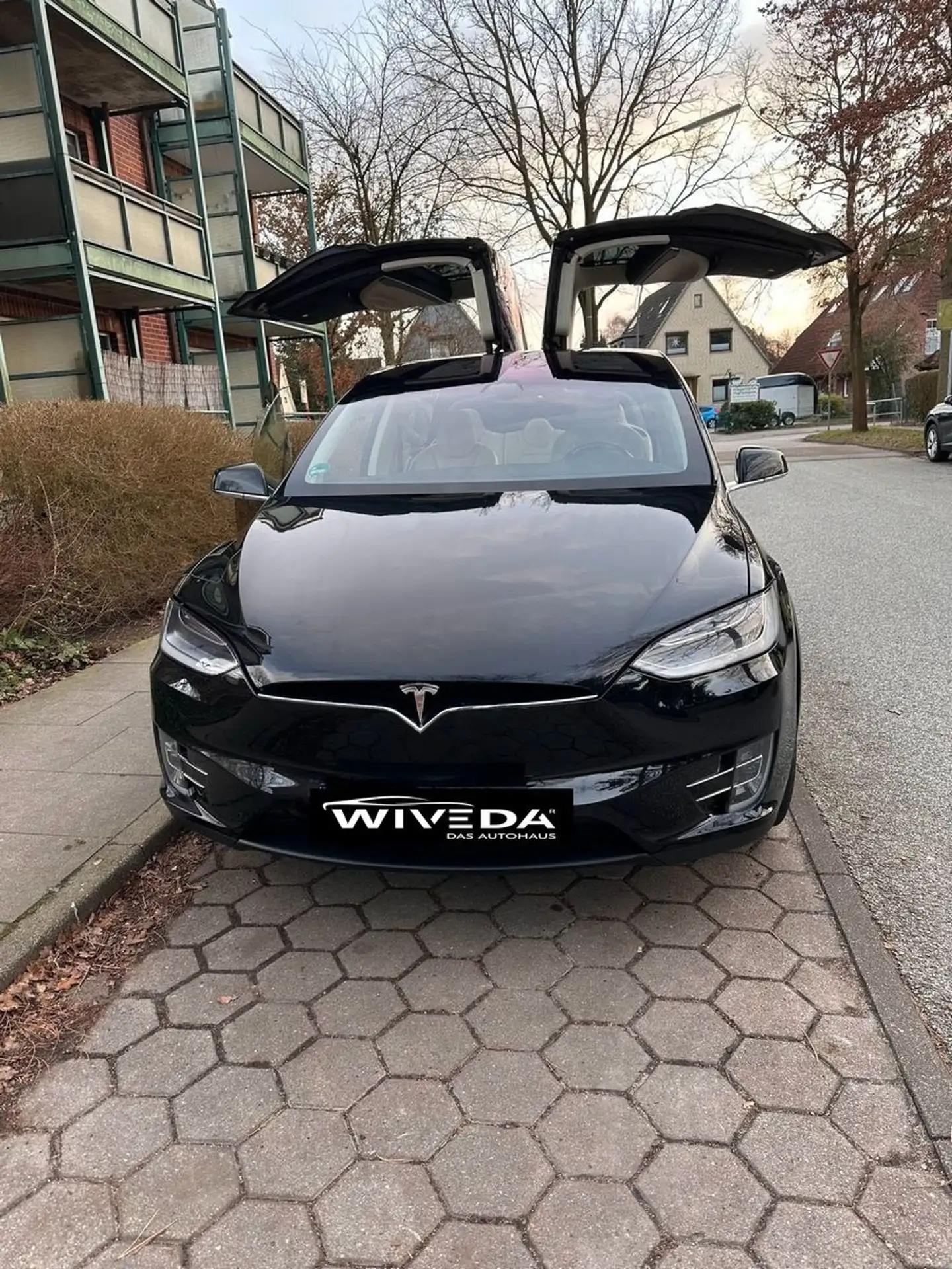 Tesla - Model X