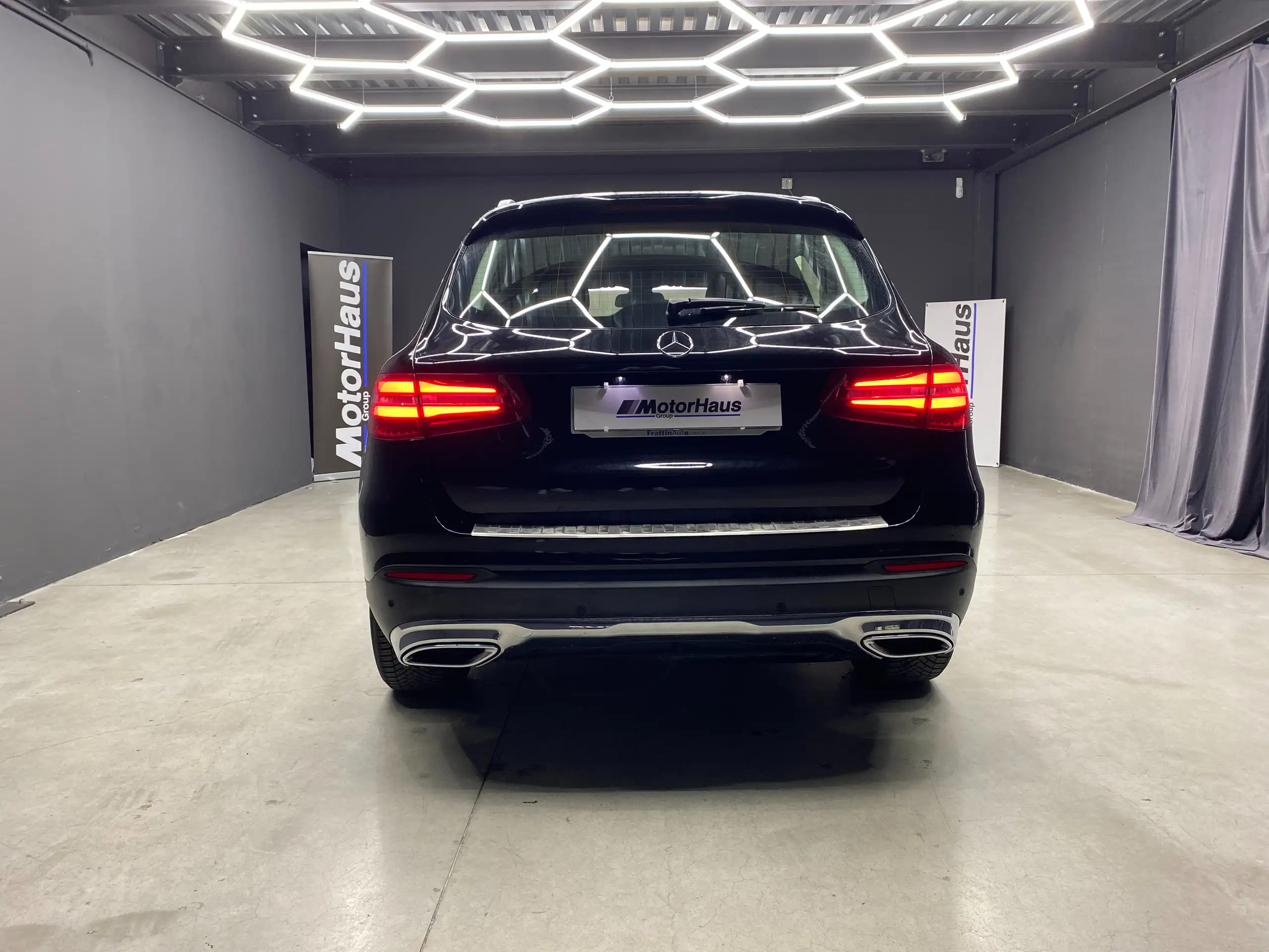 Mercedes-Benz - GLC 220